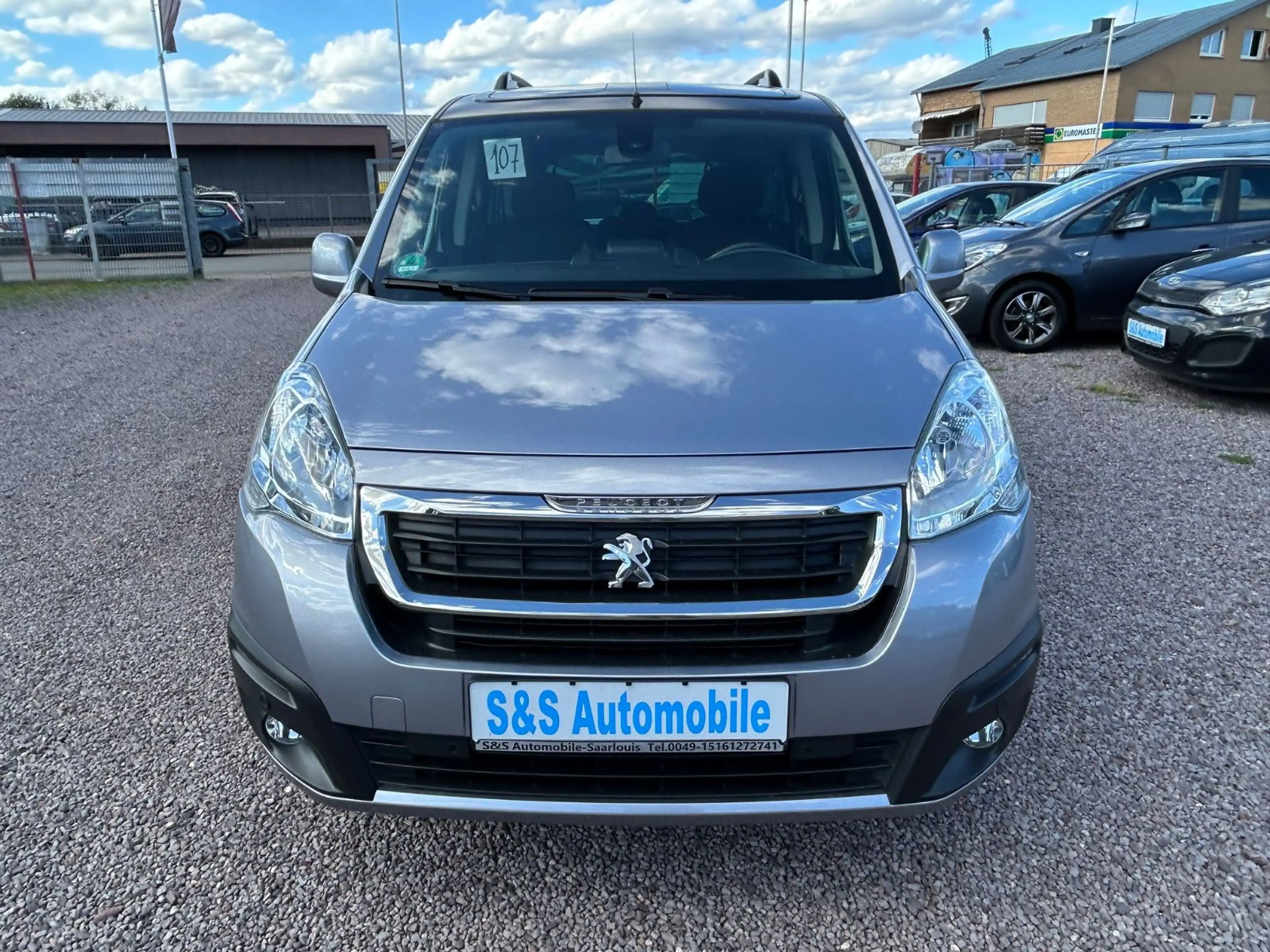 Peugeot Partner Tepee Allure 1.6 HDi *Panorama*Kamera*E6 — photo 2