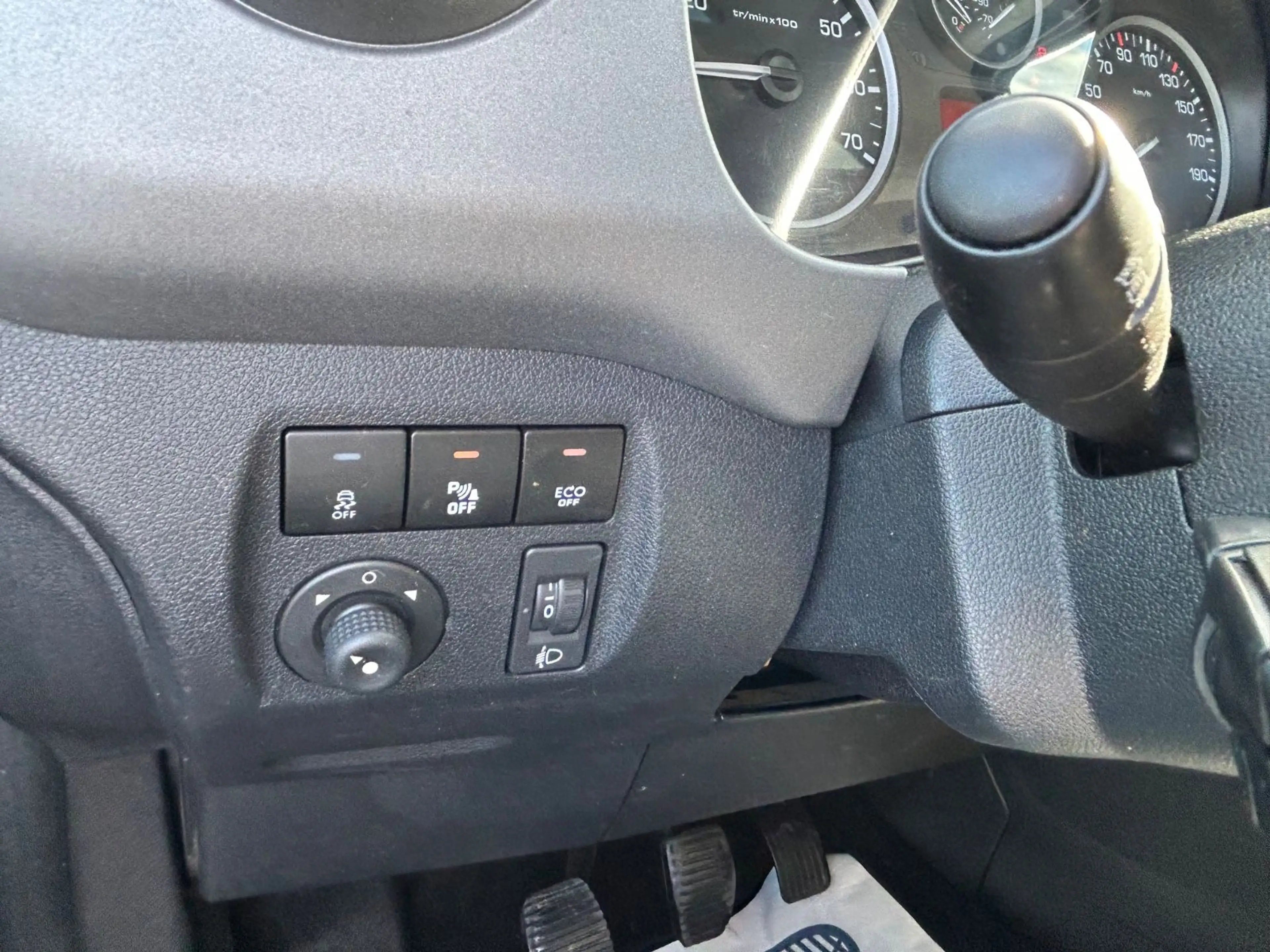 Peugeot Partner Tepee Allure 1.6 HDi *Panorama*Kamera*E6 — photo 15