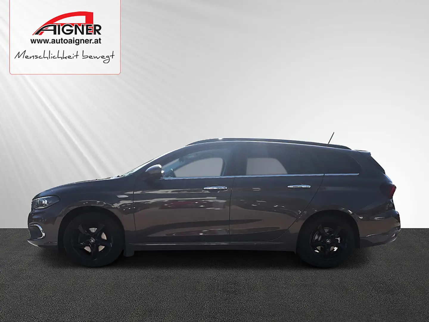 Fiat Tipo 1,6 MultiJet II 120 Start&Stop Lounge Braun - 2