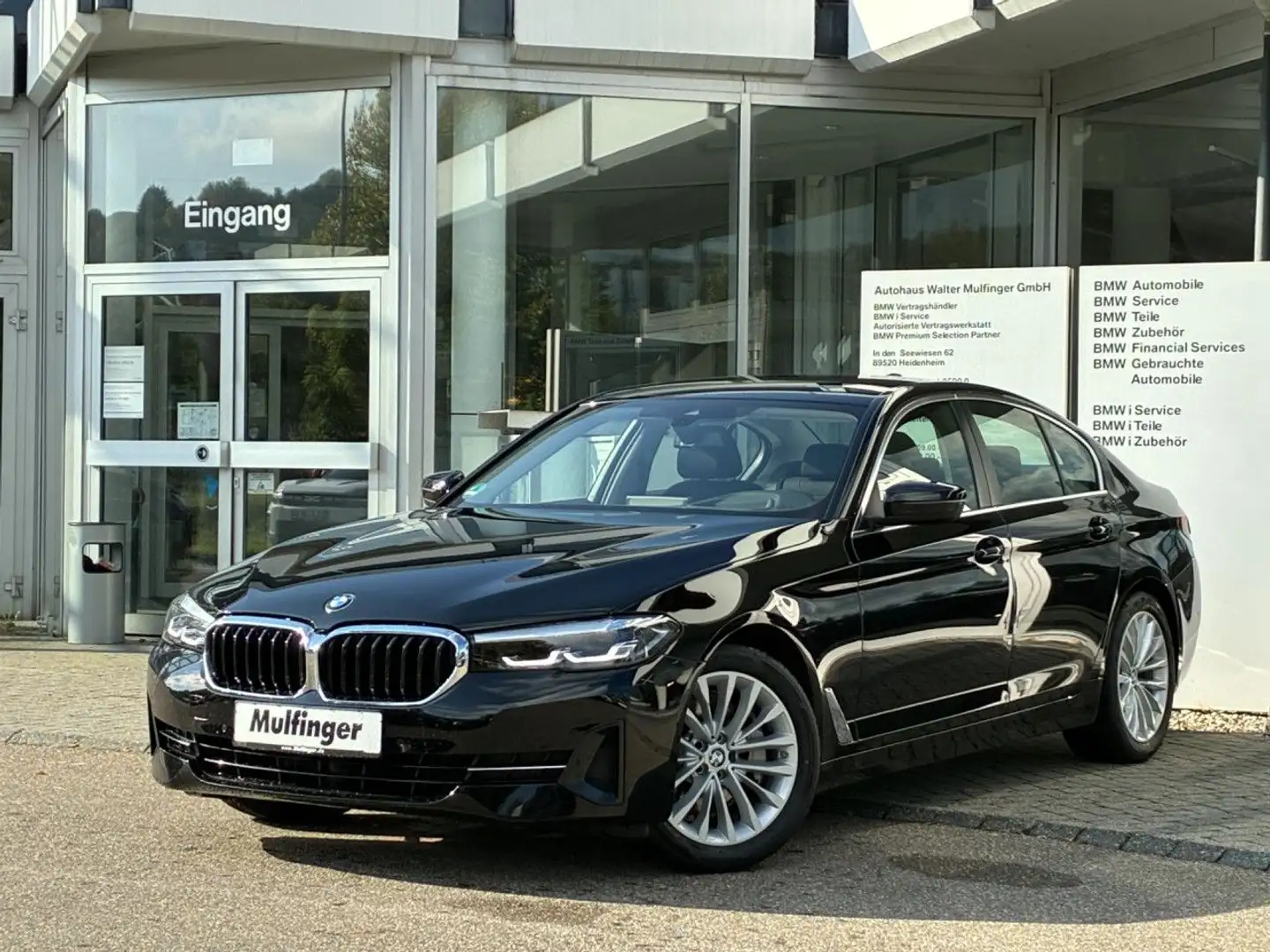 BMW 530 i HUD Kamera DrivAss.Live-Navi Sitzh.Lordose Schwarz - 2