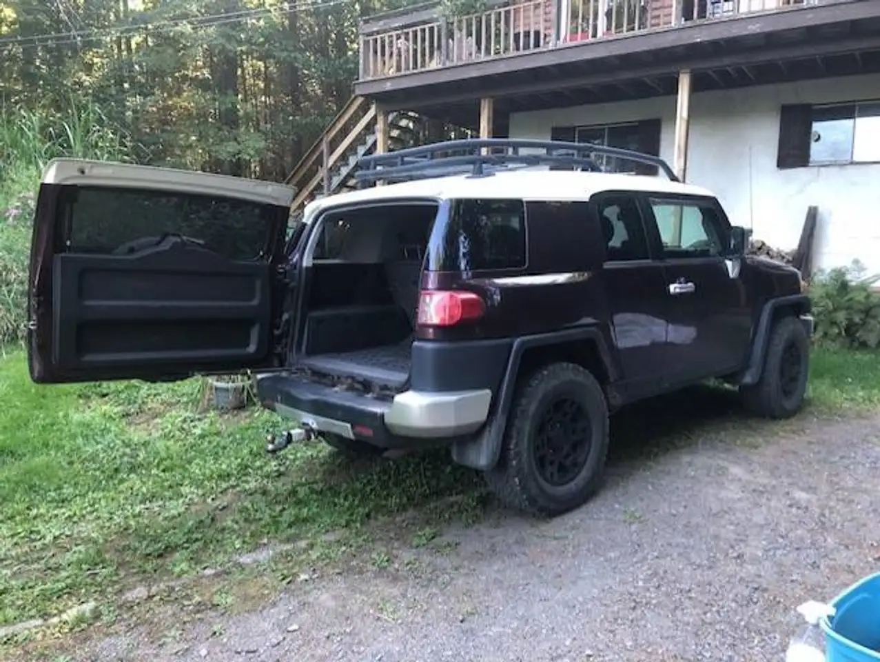 Toyota FJ Cruiser снимка Toyota FJ Cruiser