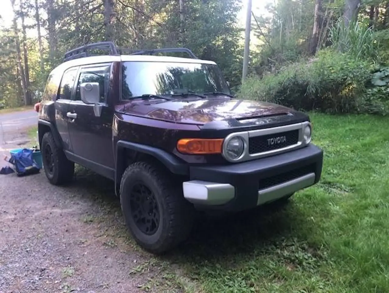 Toyota FJ Cruiser снимка Toyota FJ Cruiser