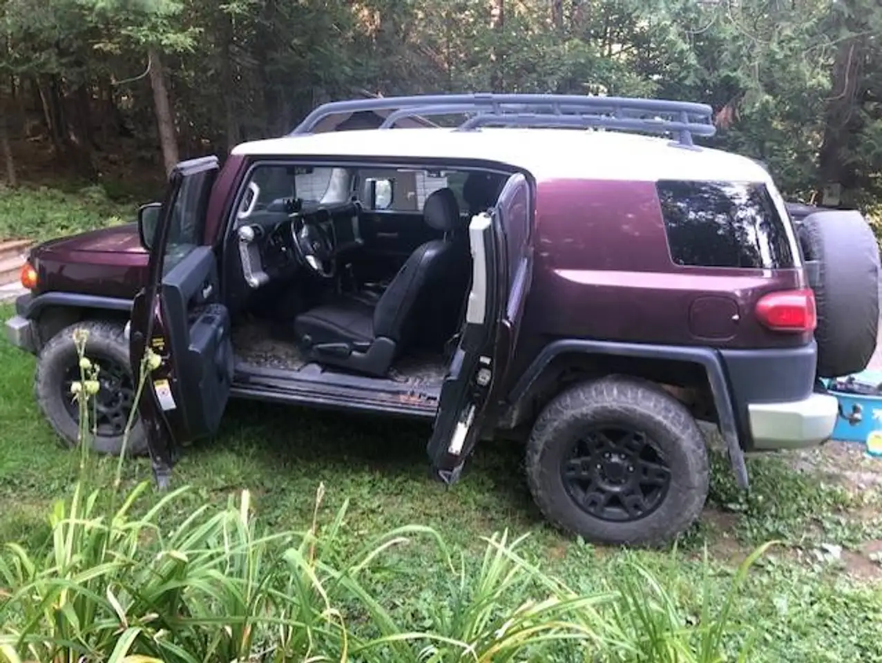 Toyota FJ Cruiser снимка Toyota FJ Cruiser