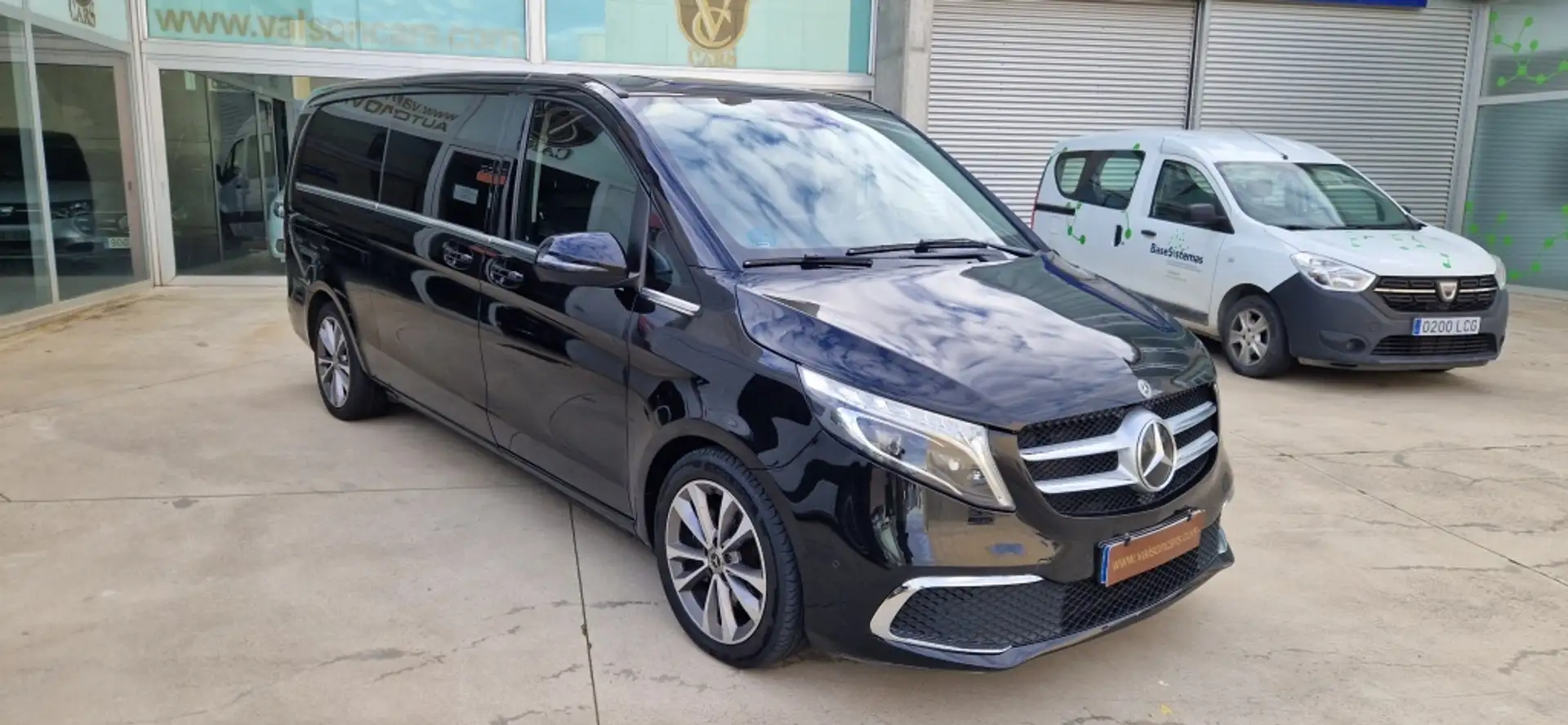 Mercedes-Benz V 220 220d Extralargo Avantgarde Negro - 1