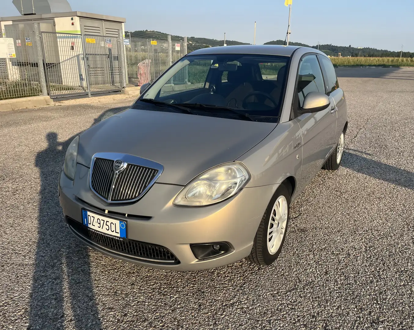 Lancia Ypsilon 1.2 8v New Oro (oro) - 1