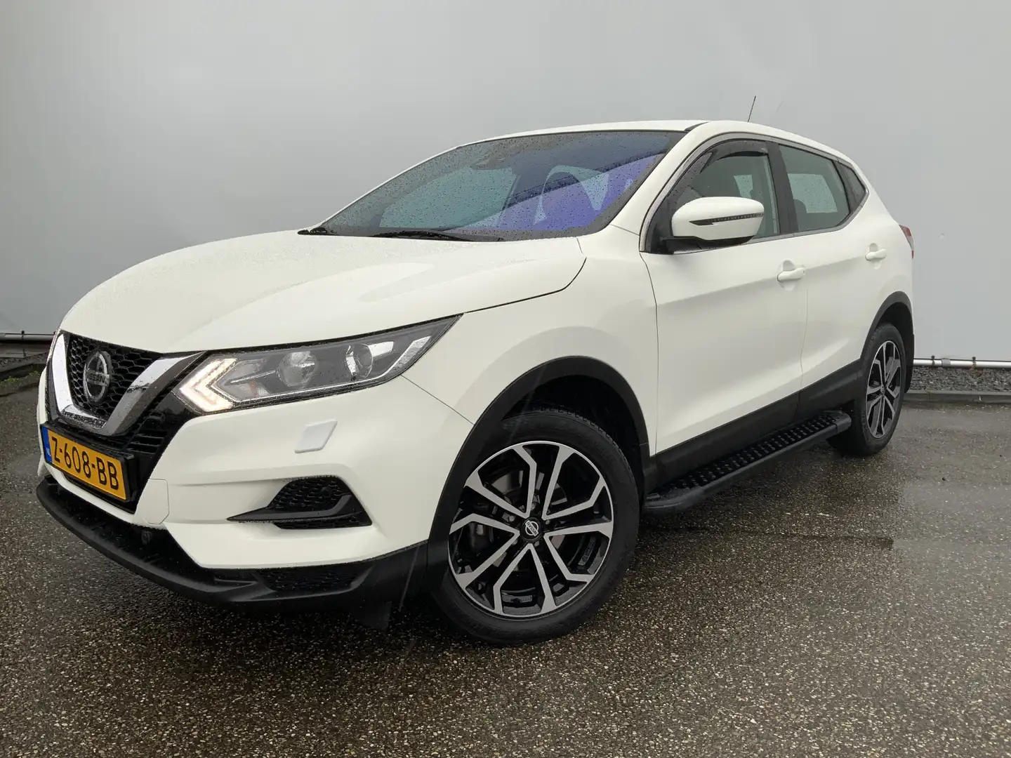 Nissan Qashqai 1.3 DIG-T Visia A SUV Airco Cruise Groot Scherm Na Bianco - 1