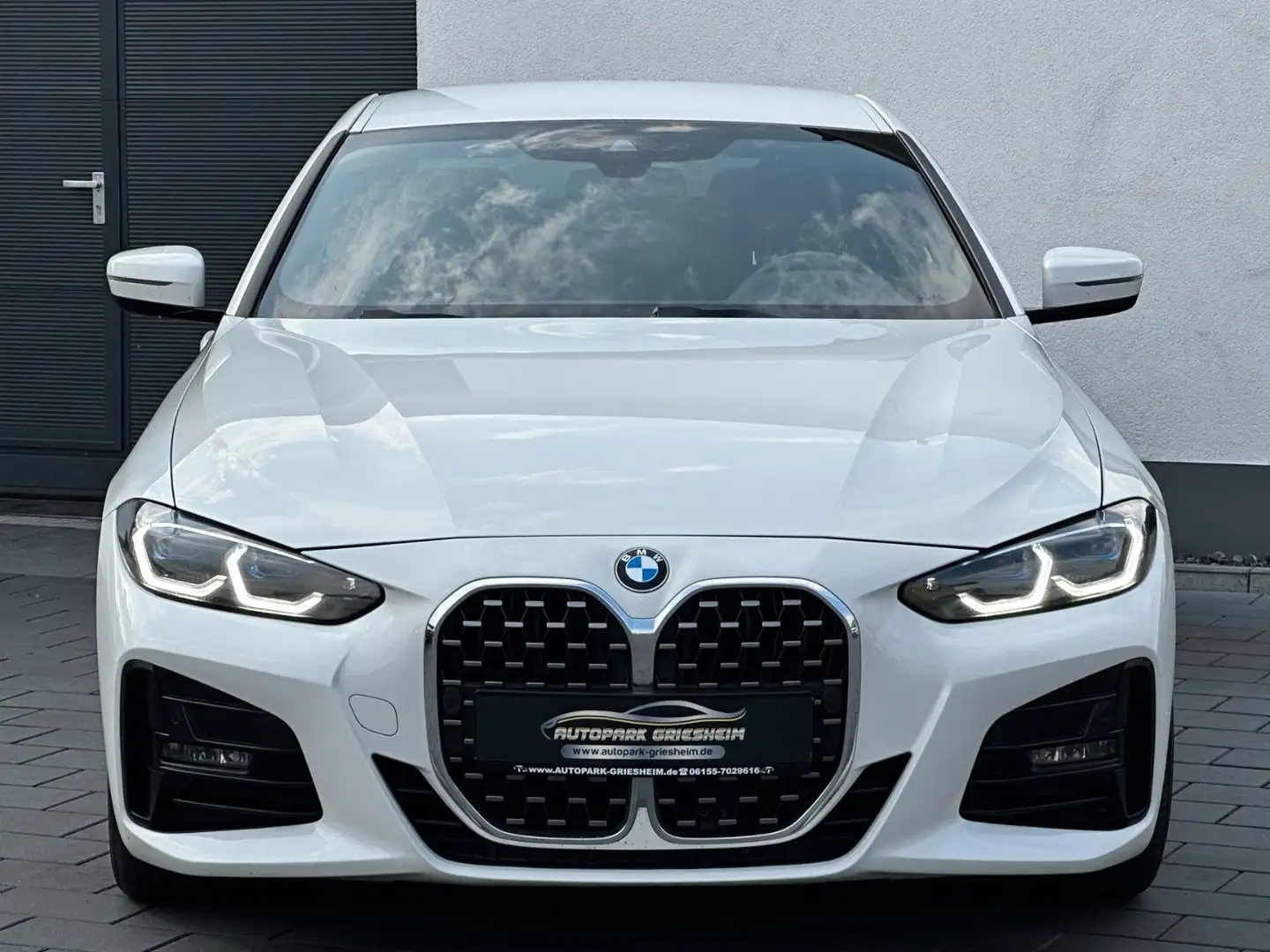 BMW 430 i Coupe M-SPORT*LiveCockpit*LASERLICHT*KeyGO Alb - 2