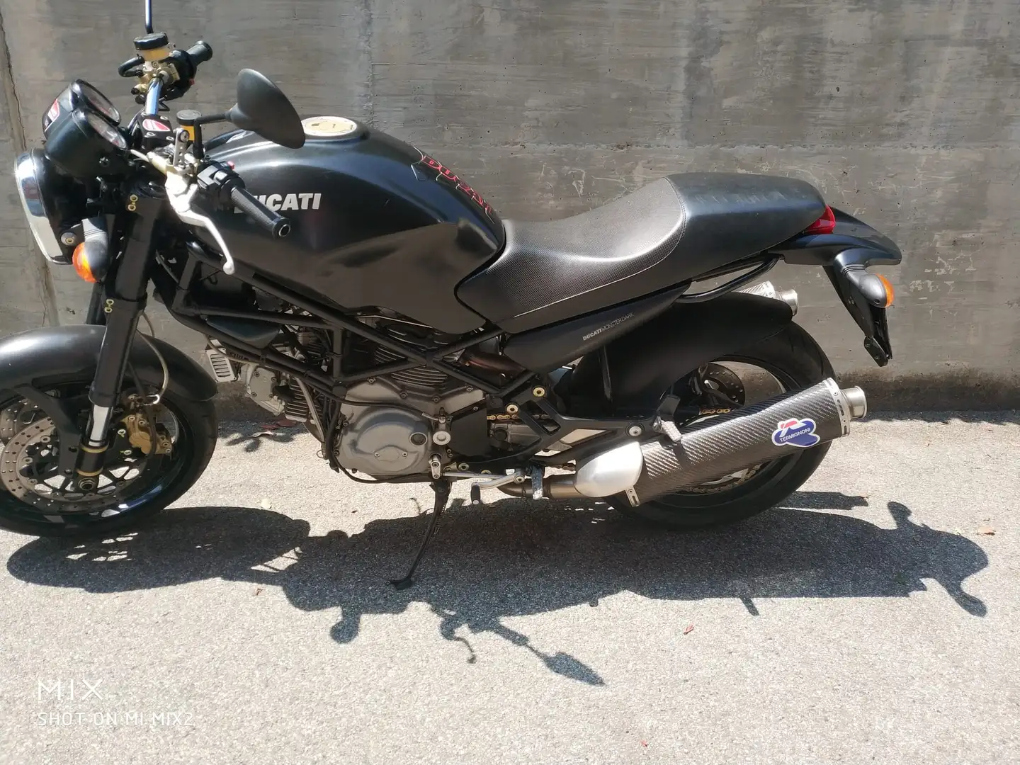 Ducati Monster 600 600 dark depotenziato 35 kw Zwart - 1