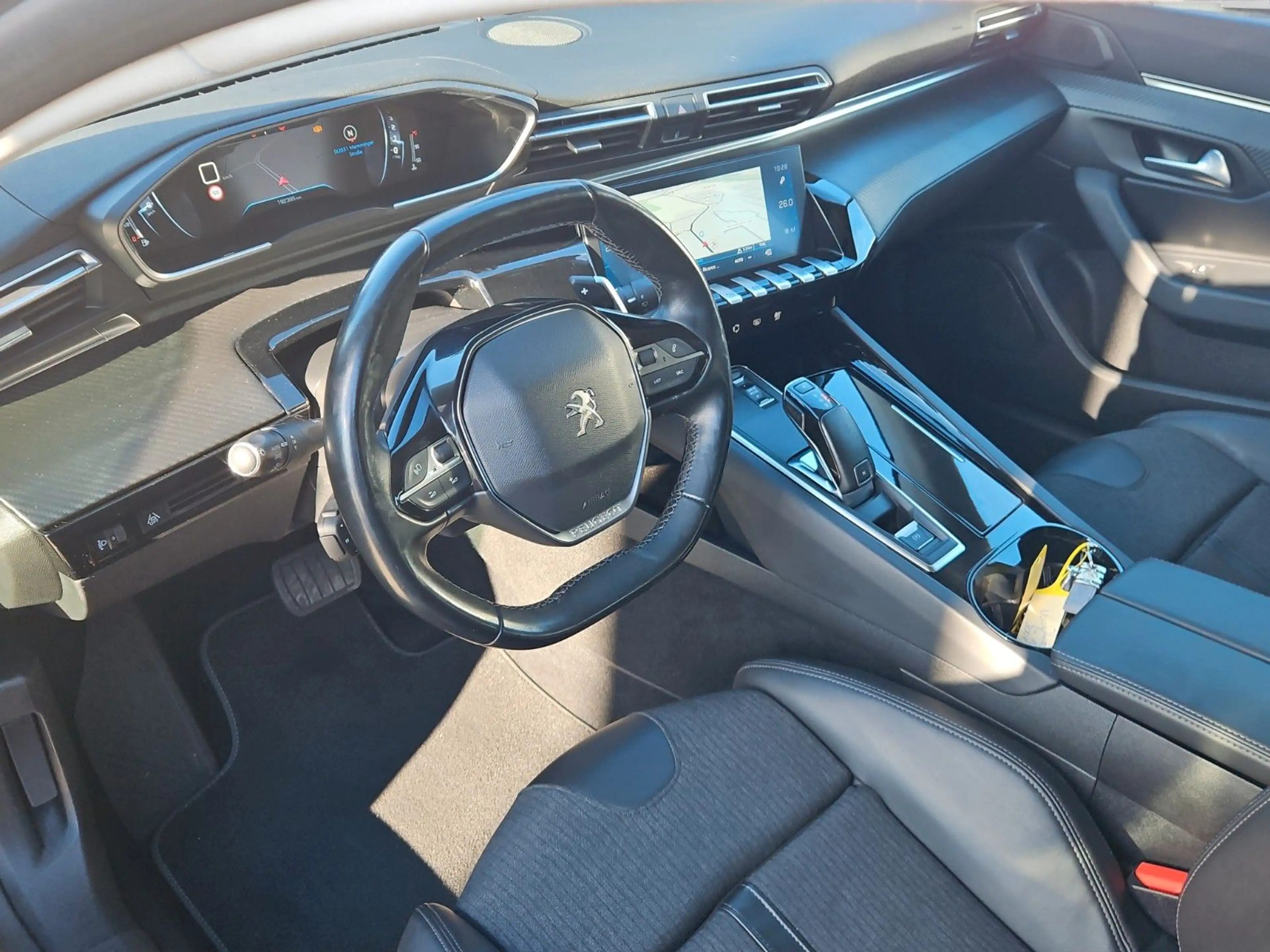 Peugeot 508 SW Allure,8-fach,Navi — photo 10