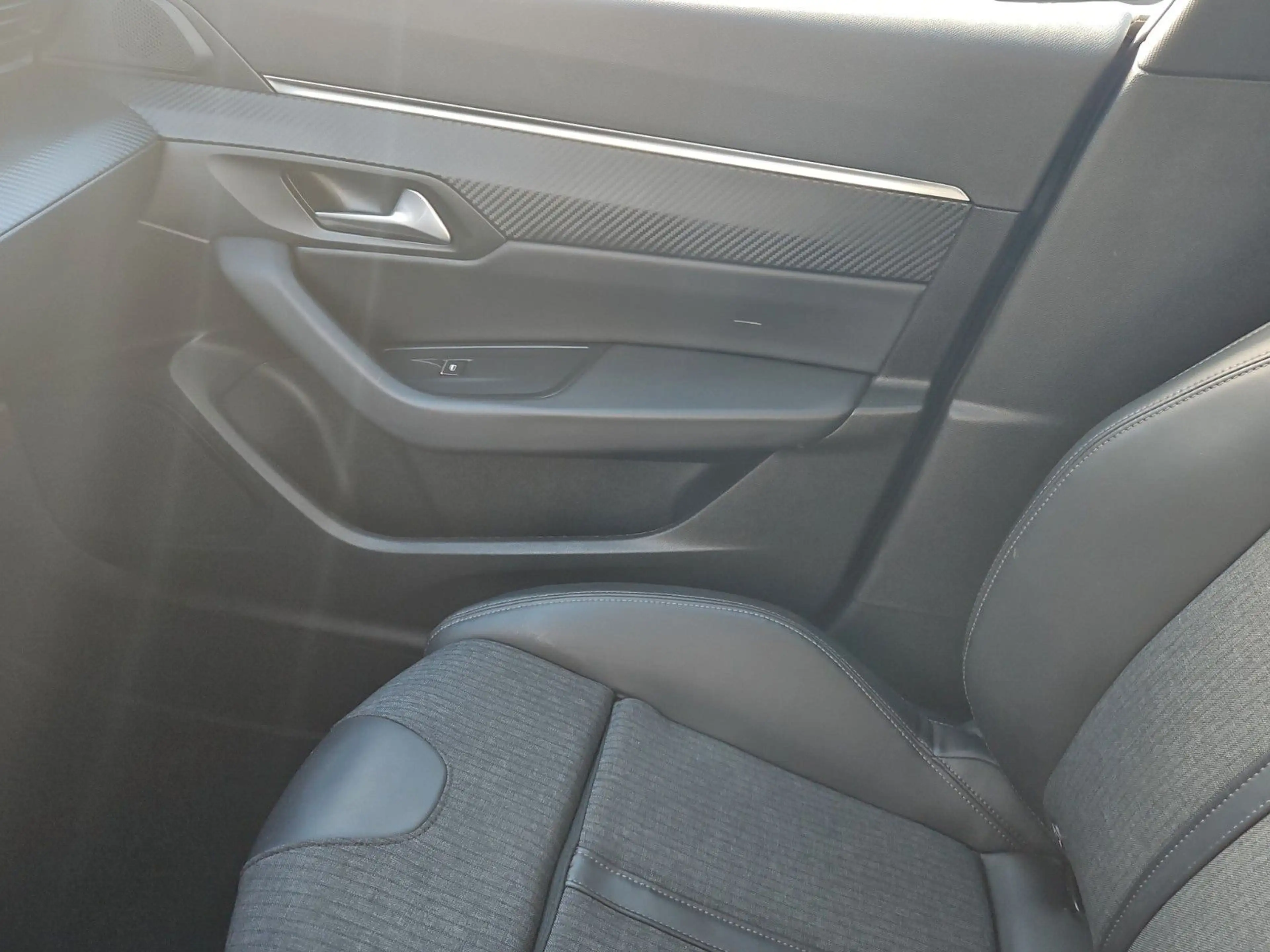 Peugeot 508 SW Allure,8-fach,Navi — photo 12