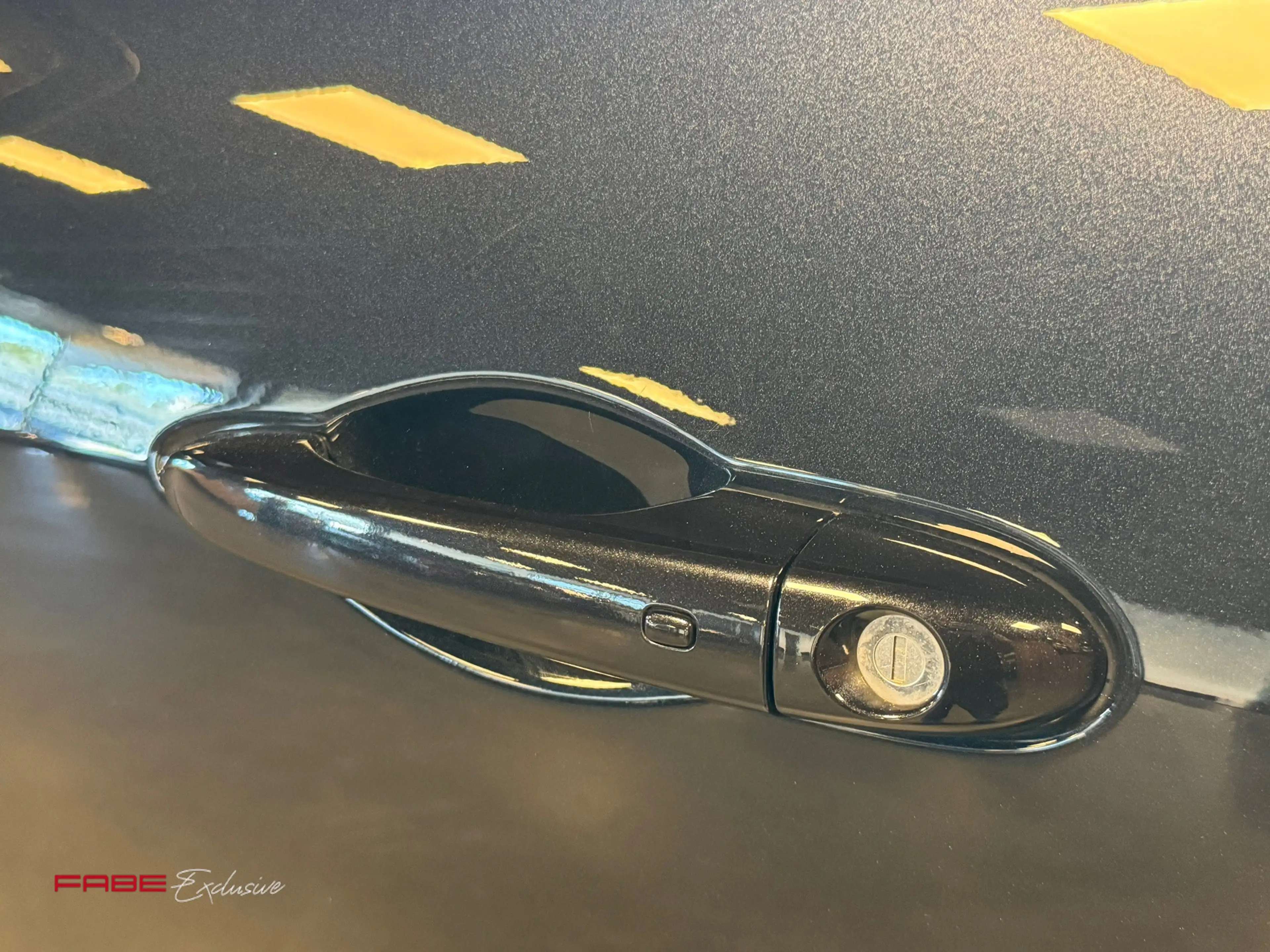Maserati Levante 3.8 V8 GTS / Softclose / H/K / Carbon / Pano / 360 — photo 7