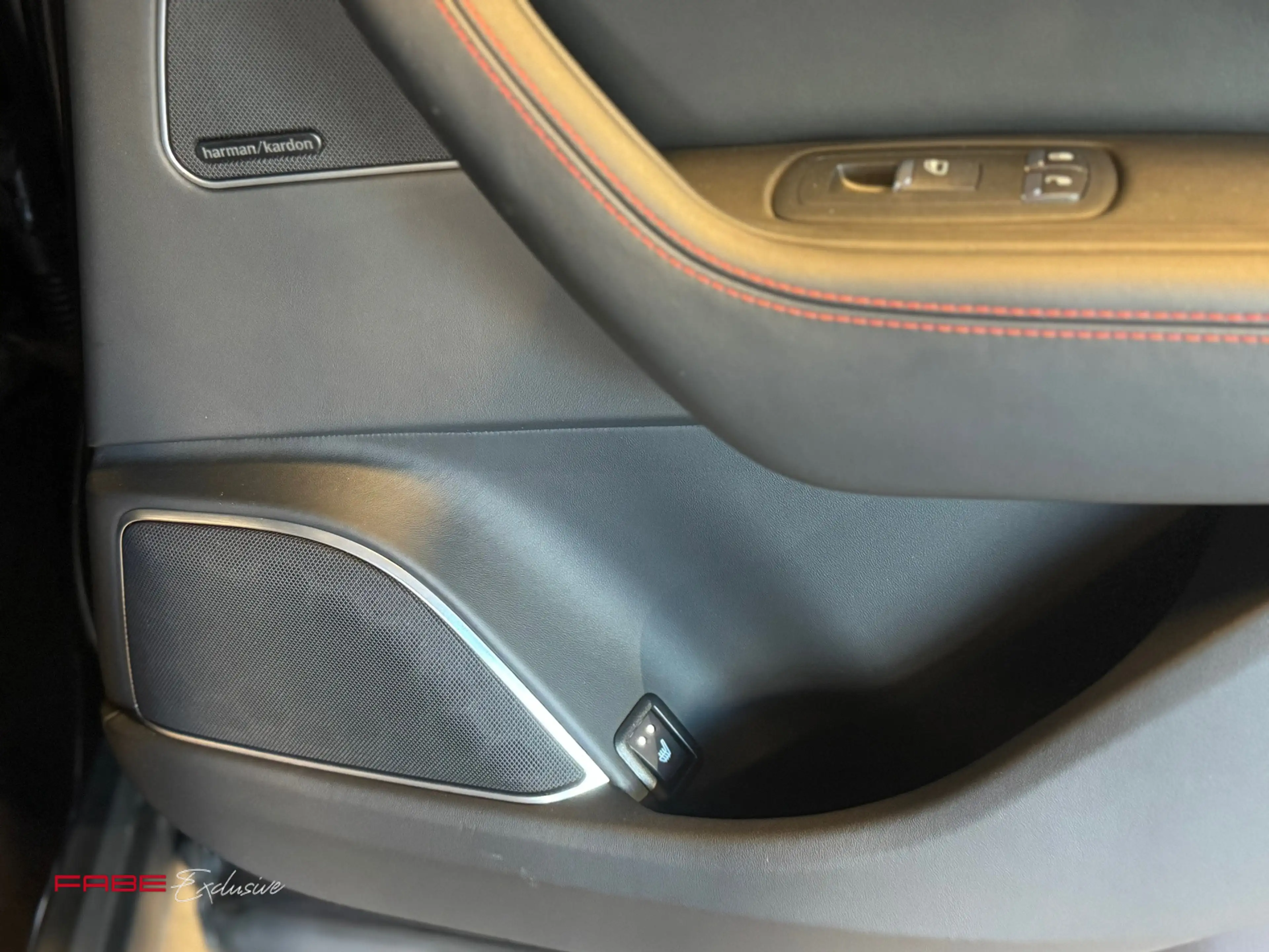 Maserati Levante 3.8 V8 GTS / Softclose / H/K / Carbon / Pano / 360 — photo 19