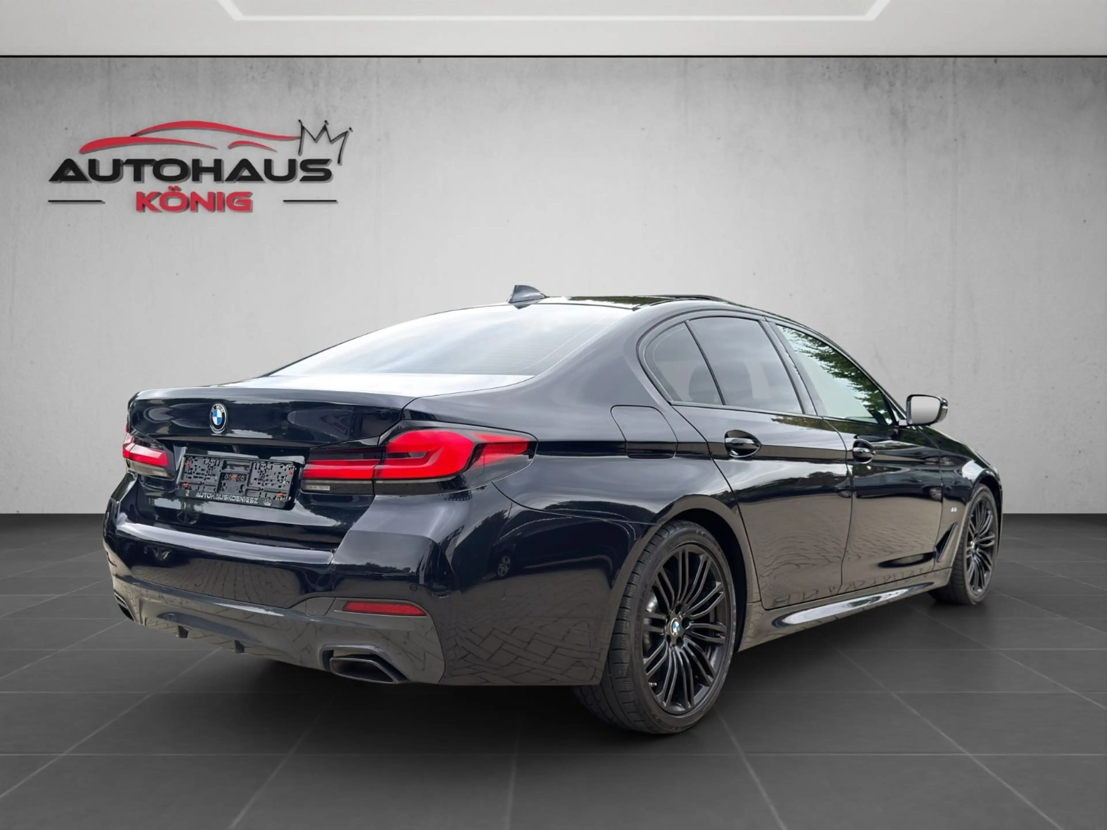 BMW 540 i*xDrive*Lim.*M Sport*HuD*S-DACH*LASER*ASSIST — photo 7