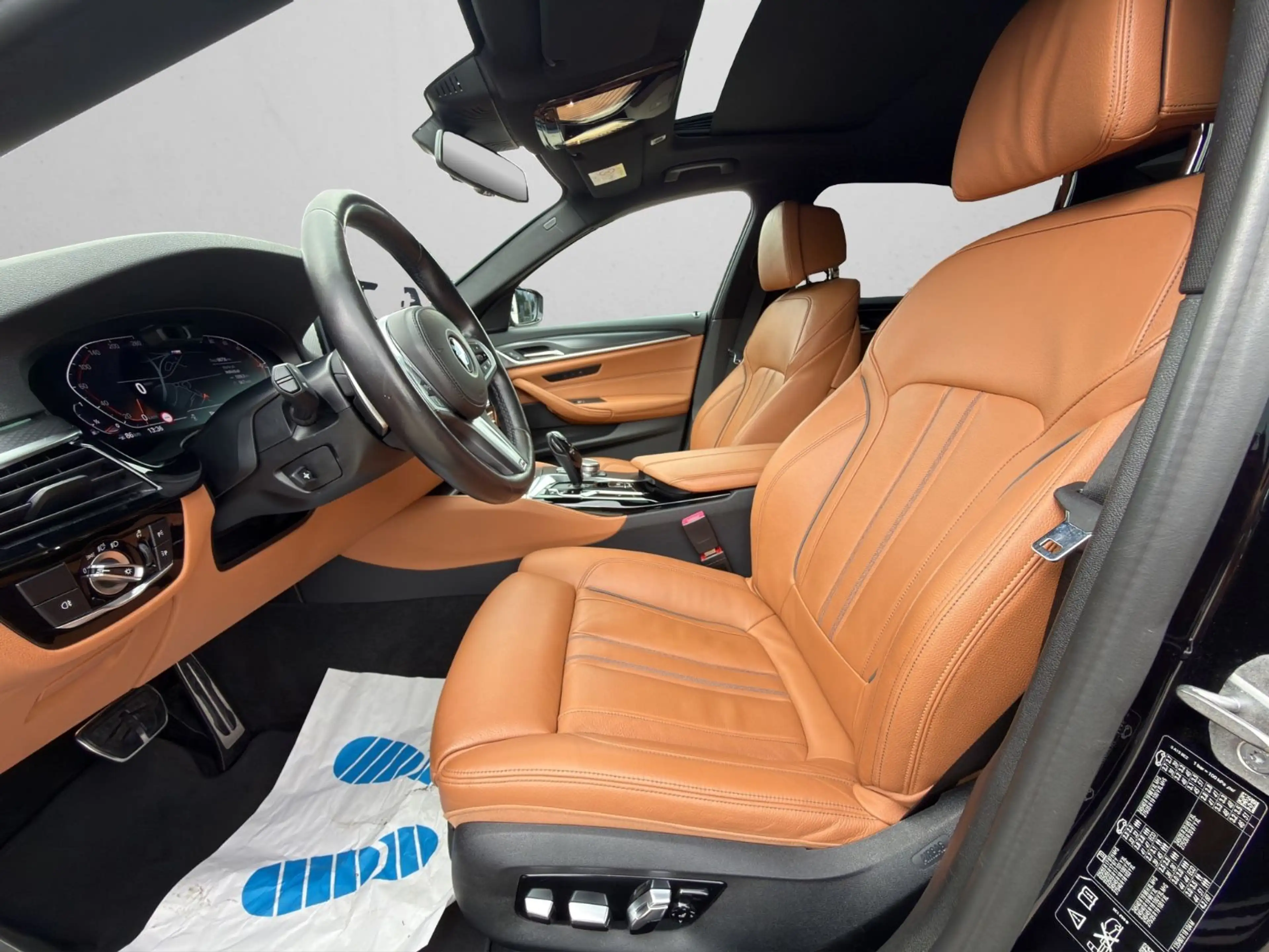 BMW 540 i*xDrive*Lim.*M Sport*HuD*S-DACH*LASER*ASSIST — photo 15