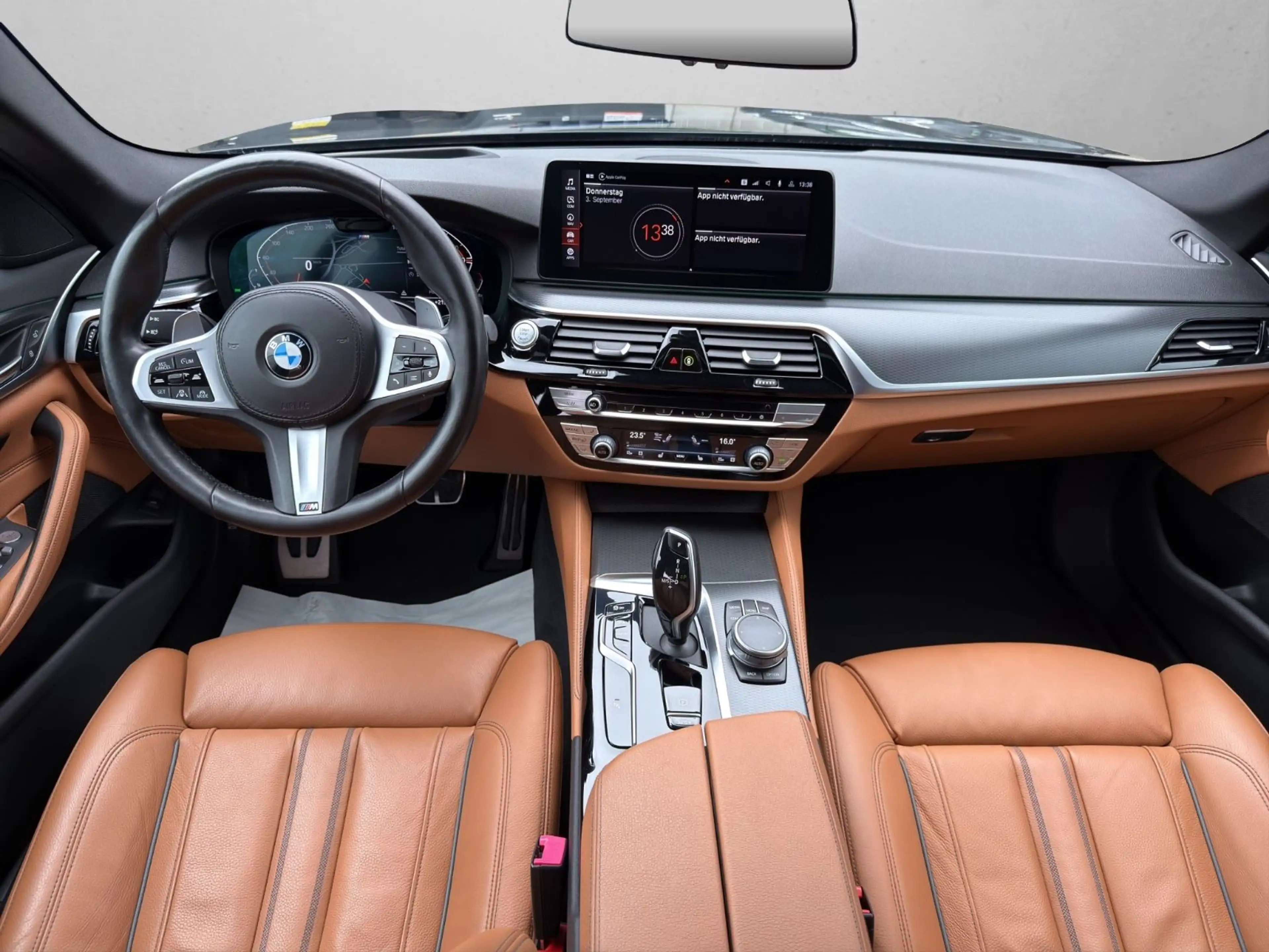 BMW 540 i*xDrive*Lim.*M Sport*HuD*S-DACH*LASER*ASSIST — photo 14