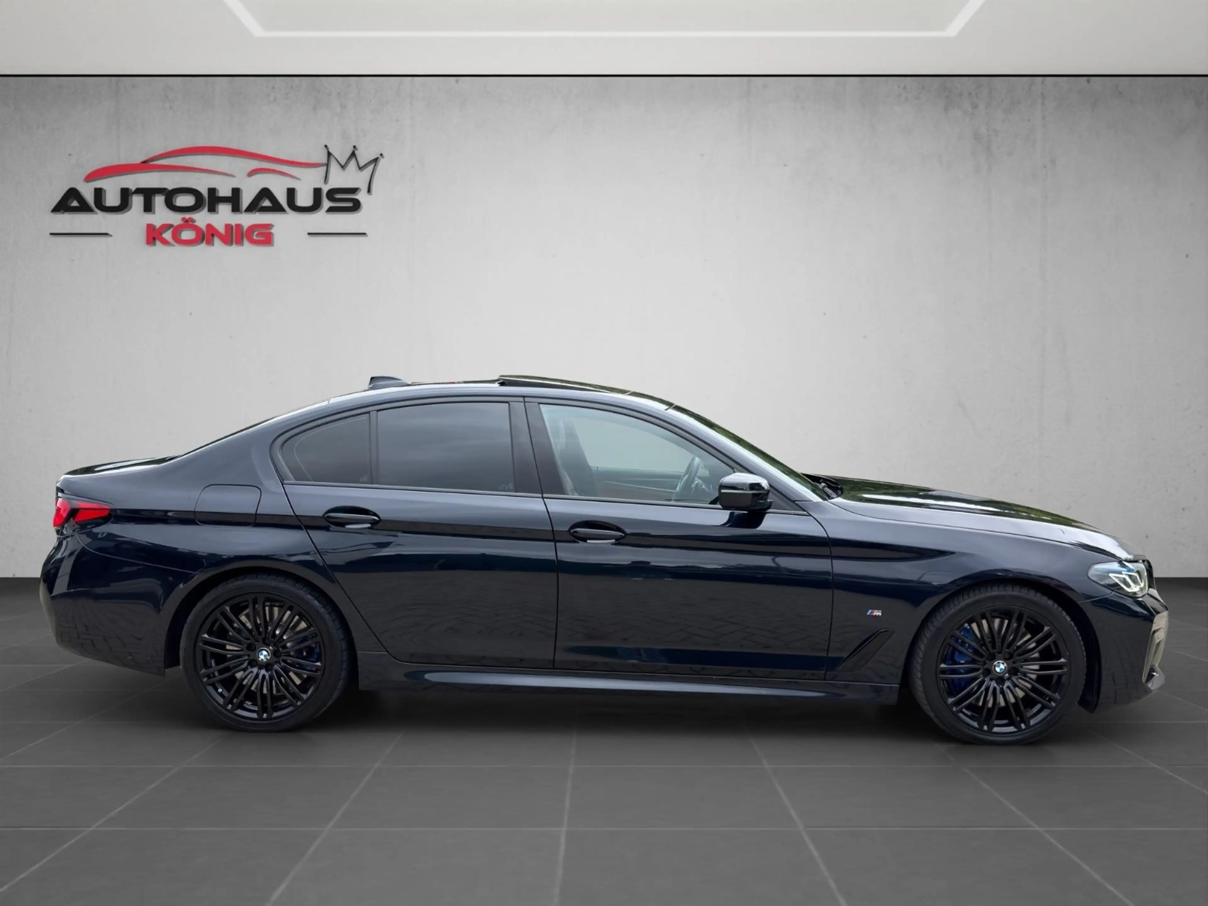 BMW 540 i*xDrive*Lim.*M Sport*HuD*S-DACH*LASER*ASSIST — photo 8