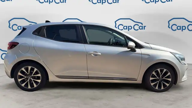 Renault Clio view 4