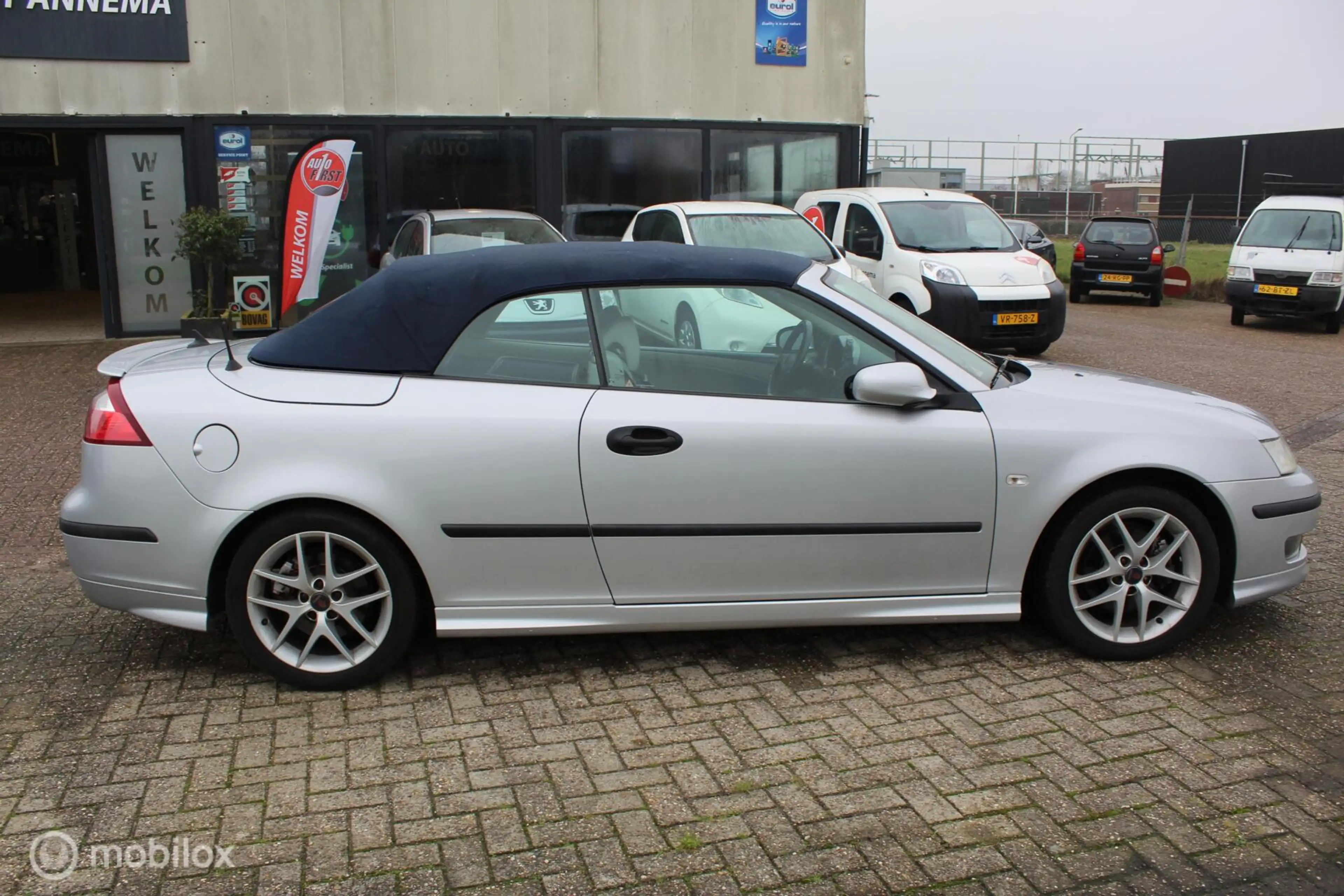 Saab 9-3 Cabrio 2.0T Aero M6 — photo 4
