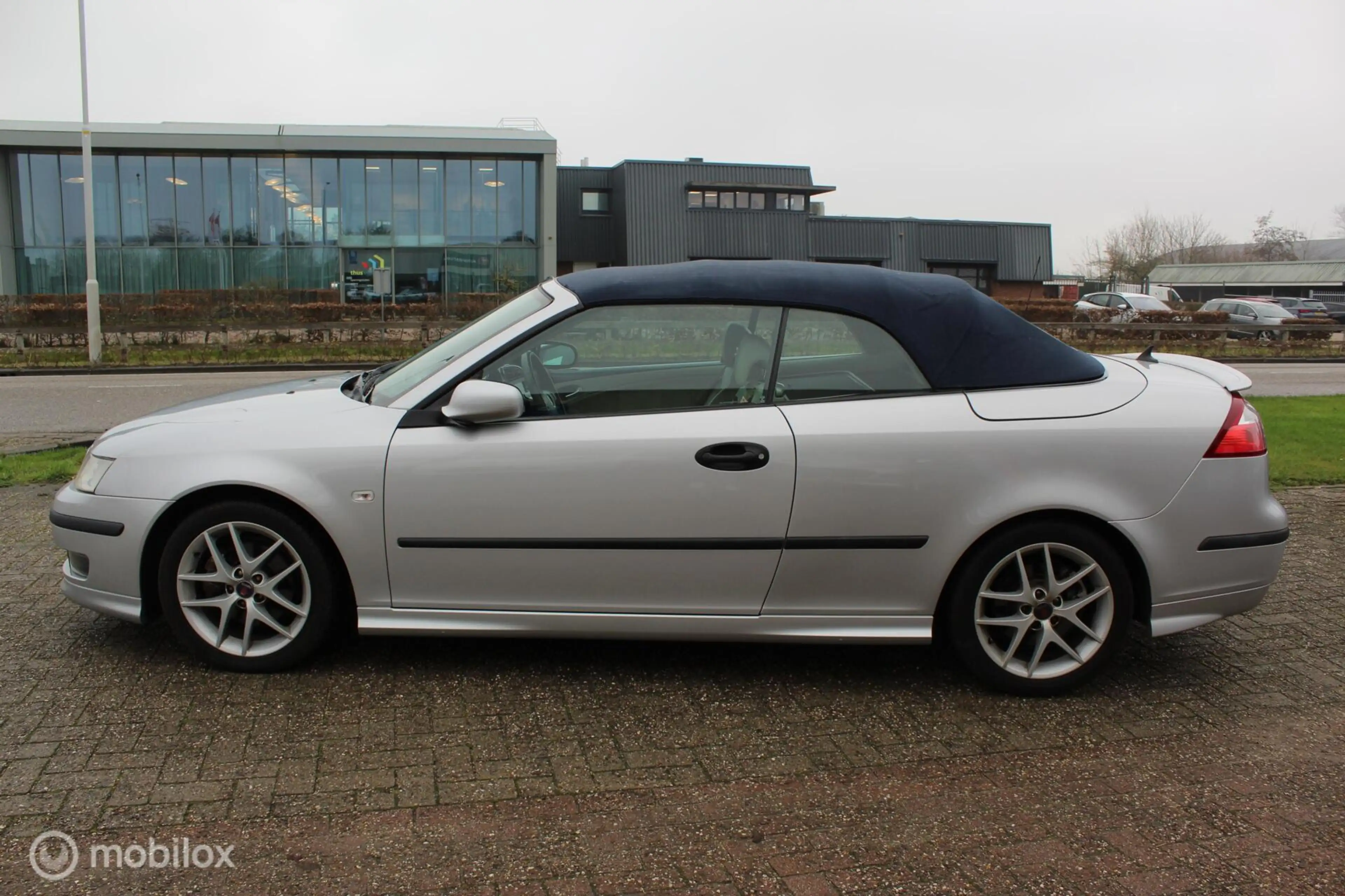 Saab 9-3 Cabrio 2.0T Aero M6 — photo 8