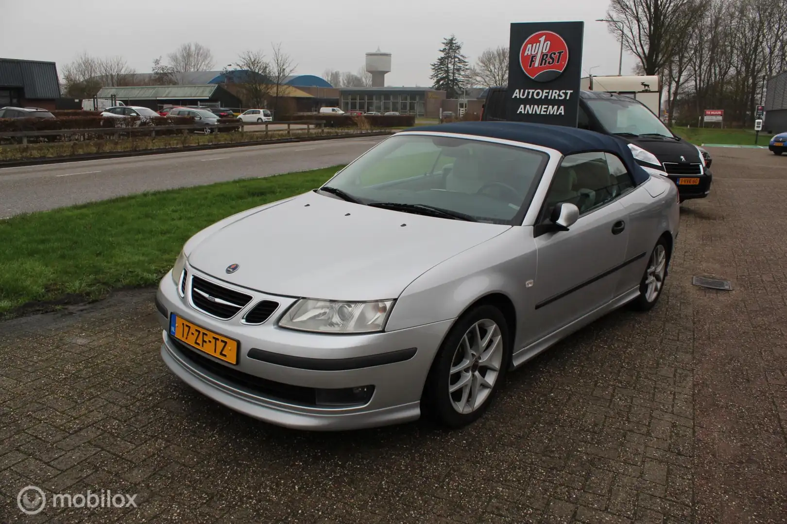 Saab 9-3 Cabrio 2.0T Aero M6 Grau - 1