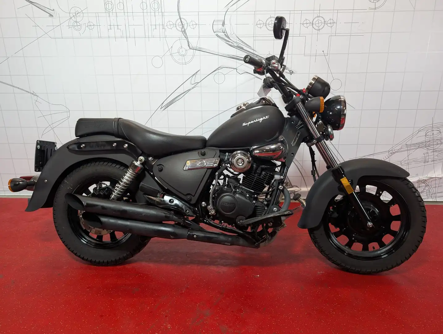 Keeway Superlight - 1