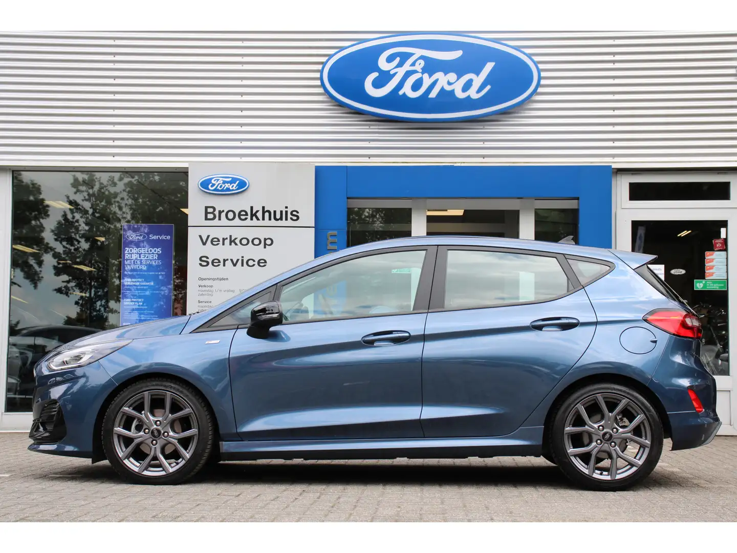 Ford Fiesta 1.0EB HYBRIDE ST-LINE X BLACK ED AUTOMAAT | ADAPTI Blauw - 2