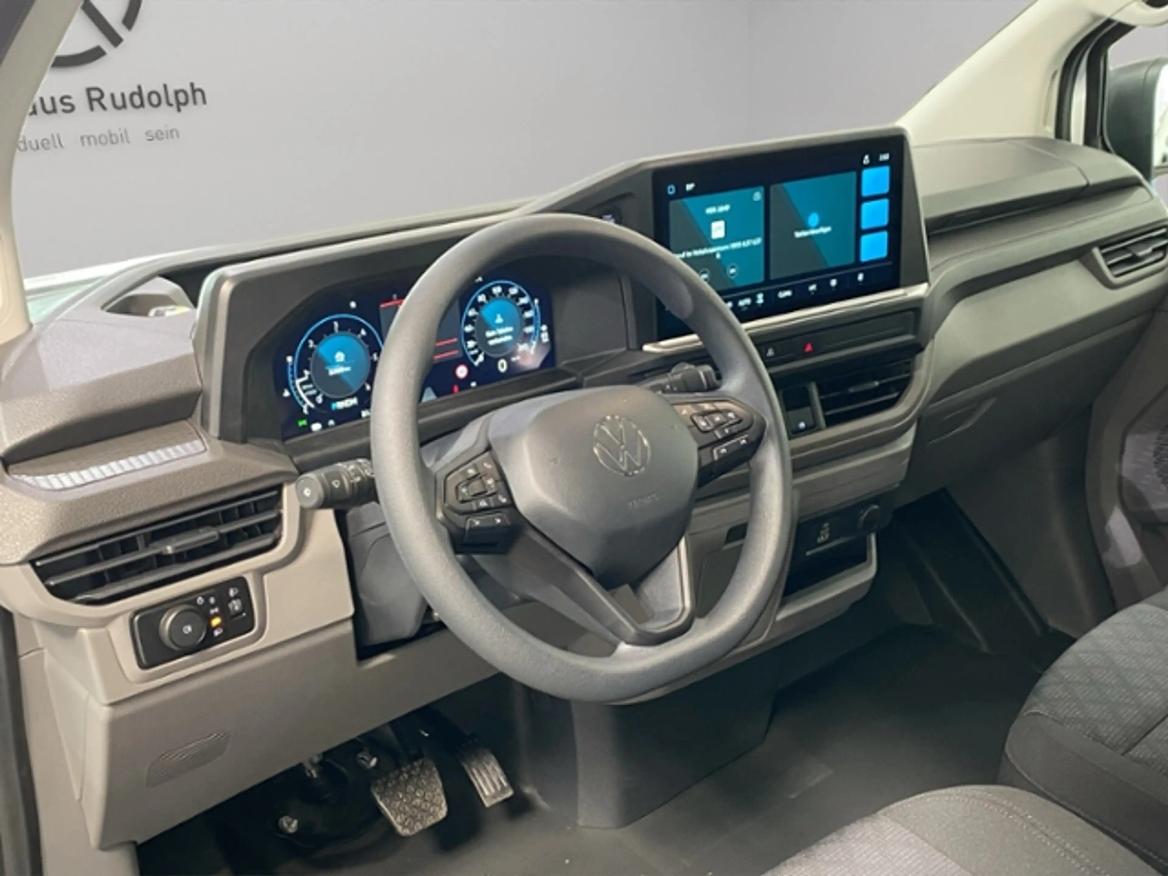 Volkswagen T7 Kombi T7 Transporter Kombi 2.0 TDI Automatik 6 SITZER — photo 4