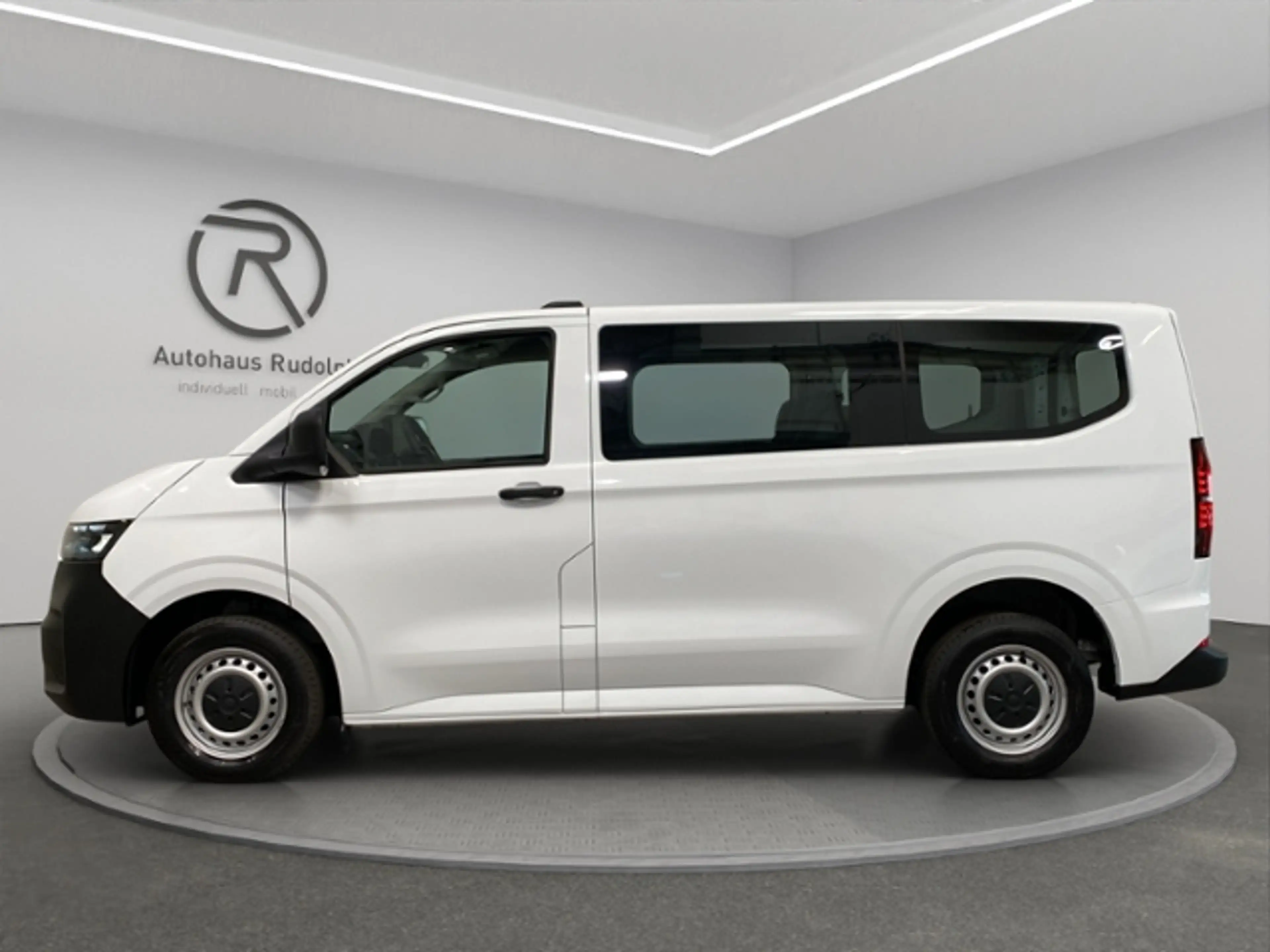 Volkswagen T7 Kombi T7 Transporter Kombi 2.0 TDI Automatik 6 SITZER — photo 13