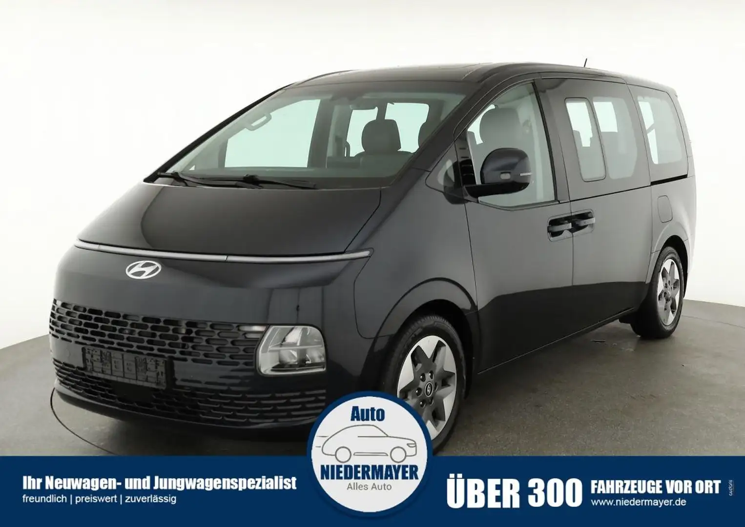 Hyundai STARIA Tour 2.2 CRDi AWD AT Style Premium, 9-Sitzer, Pano Kék - 1