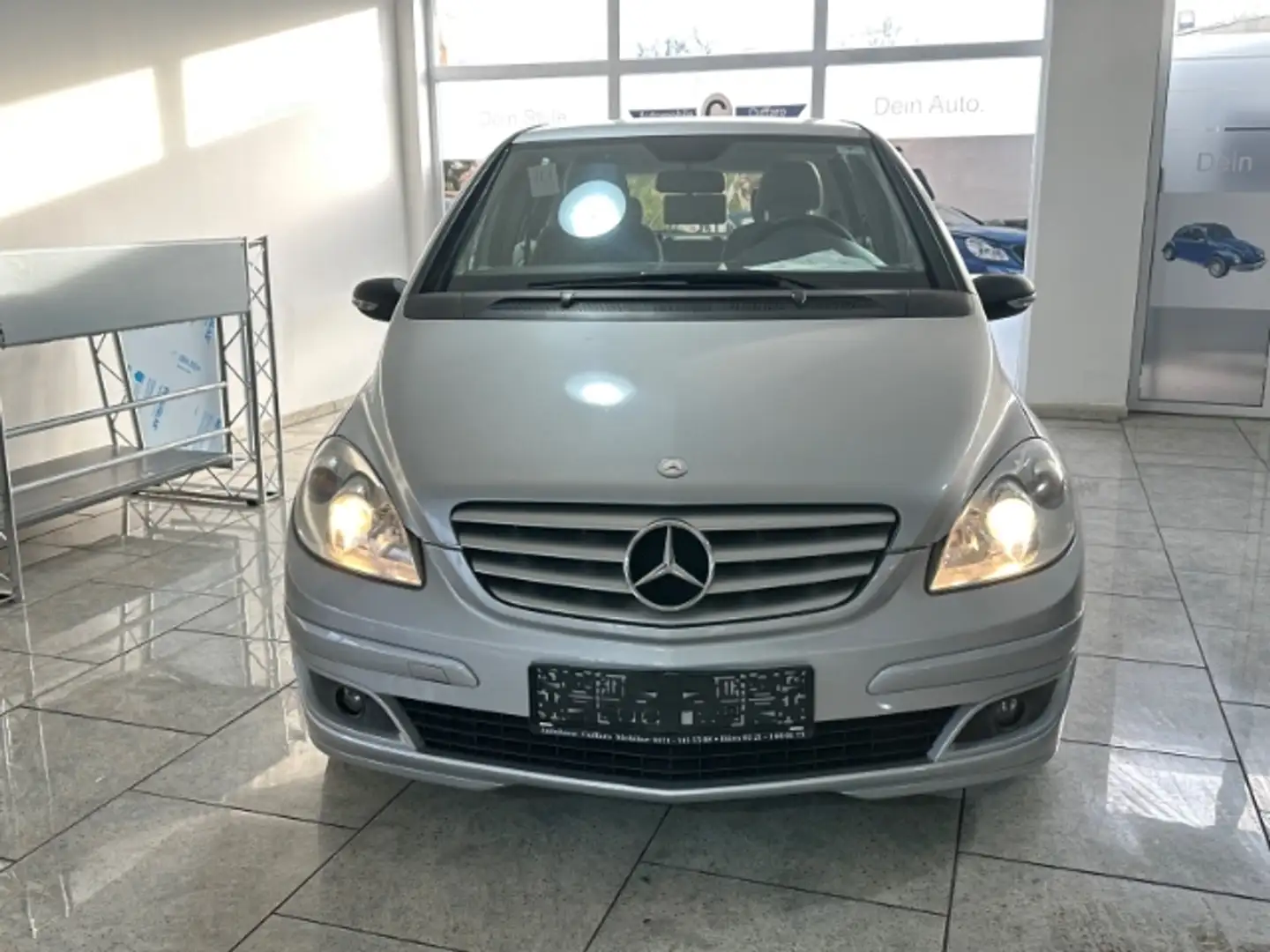 Mercedes-Benz B 180 -Klasse CDI DPF Klima el.SP Spieg. beheizbar Klapp Серебристый - 1