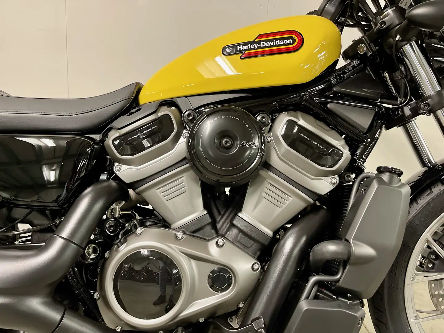 Harley-Davidson Sportster RH975S NIGHTSTER SPECIAL Жовтий - 2