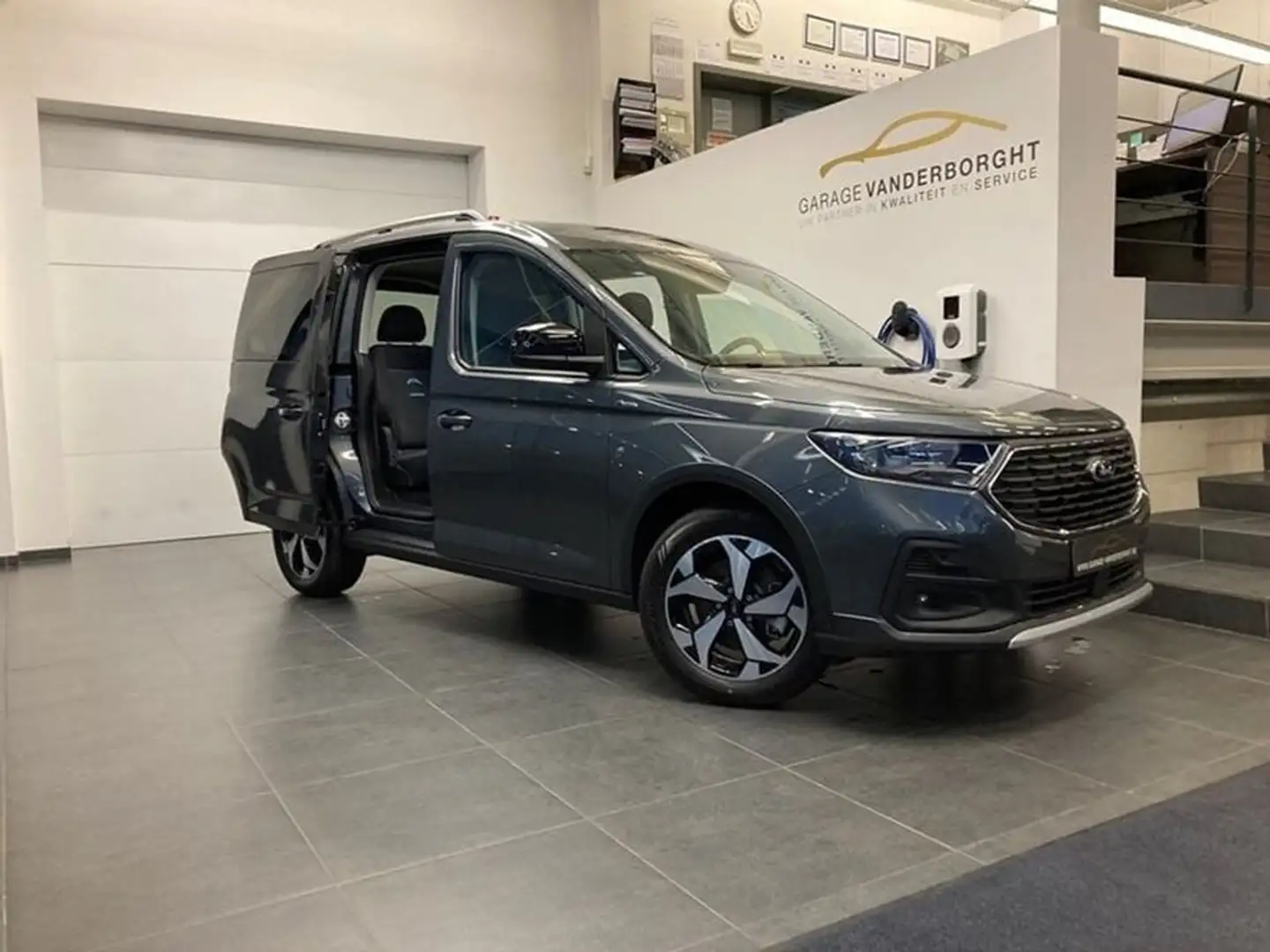 Ford Tourneo Connect ACTIVE BENZINE AUTOMAAT NIEUW OKM 7 ZITPLAATSEN Szary - 1