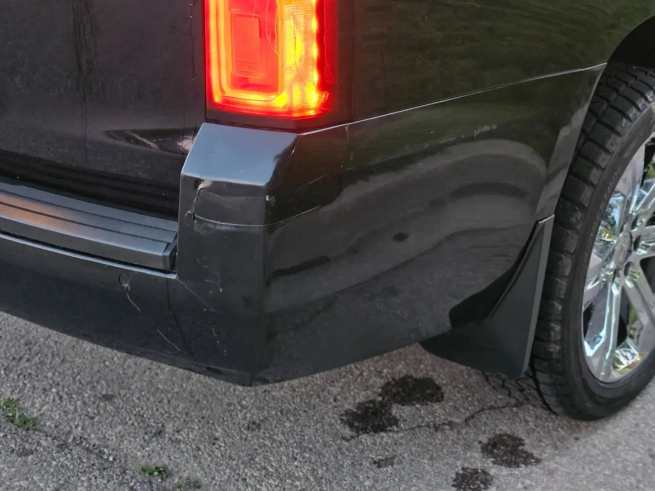 Chevrolet Suburban снимка Chevrolet Suburban