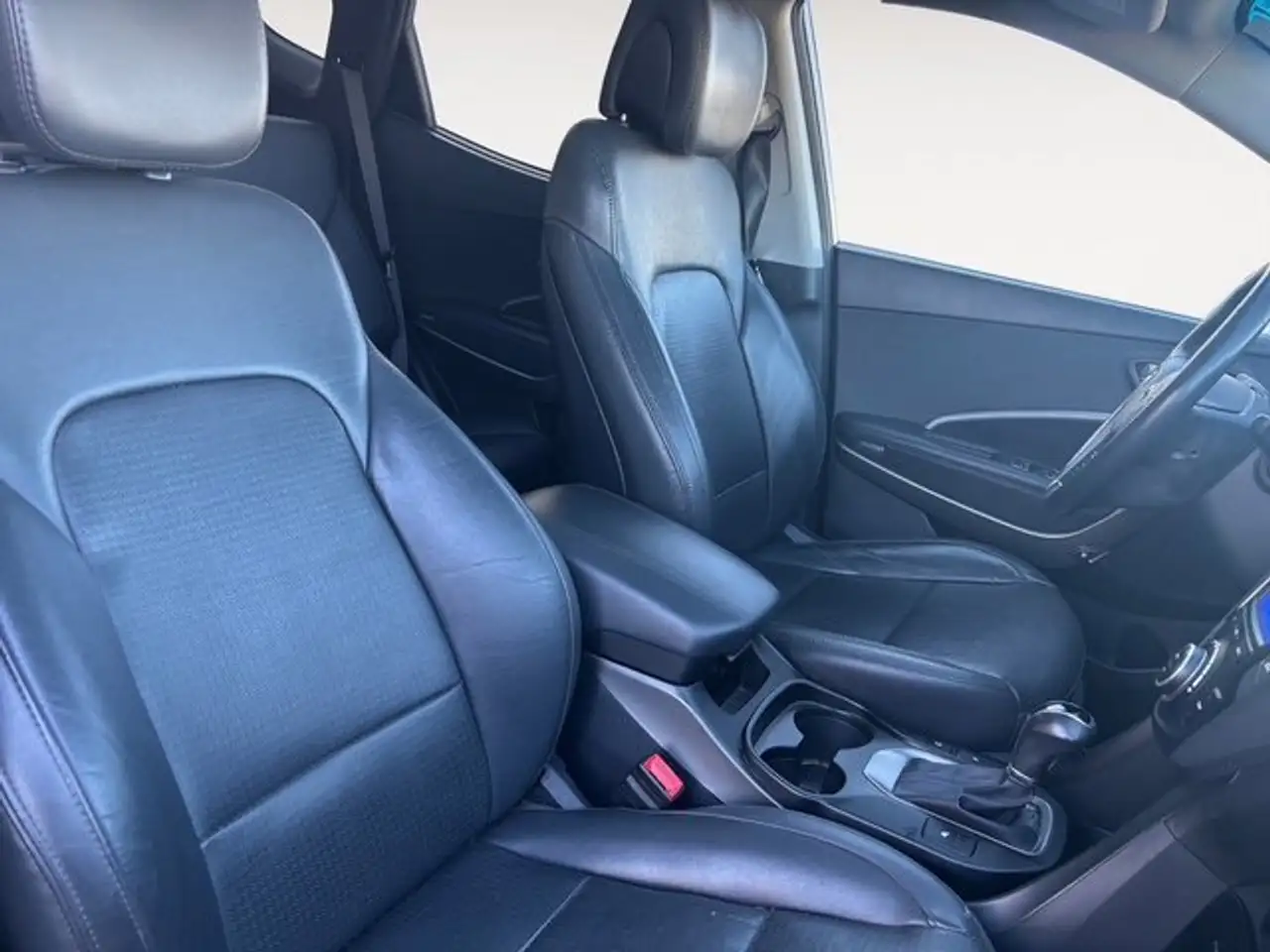 Hyundai SANTA FE снимка Hyundai SANTA FE