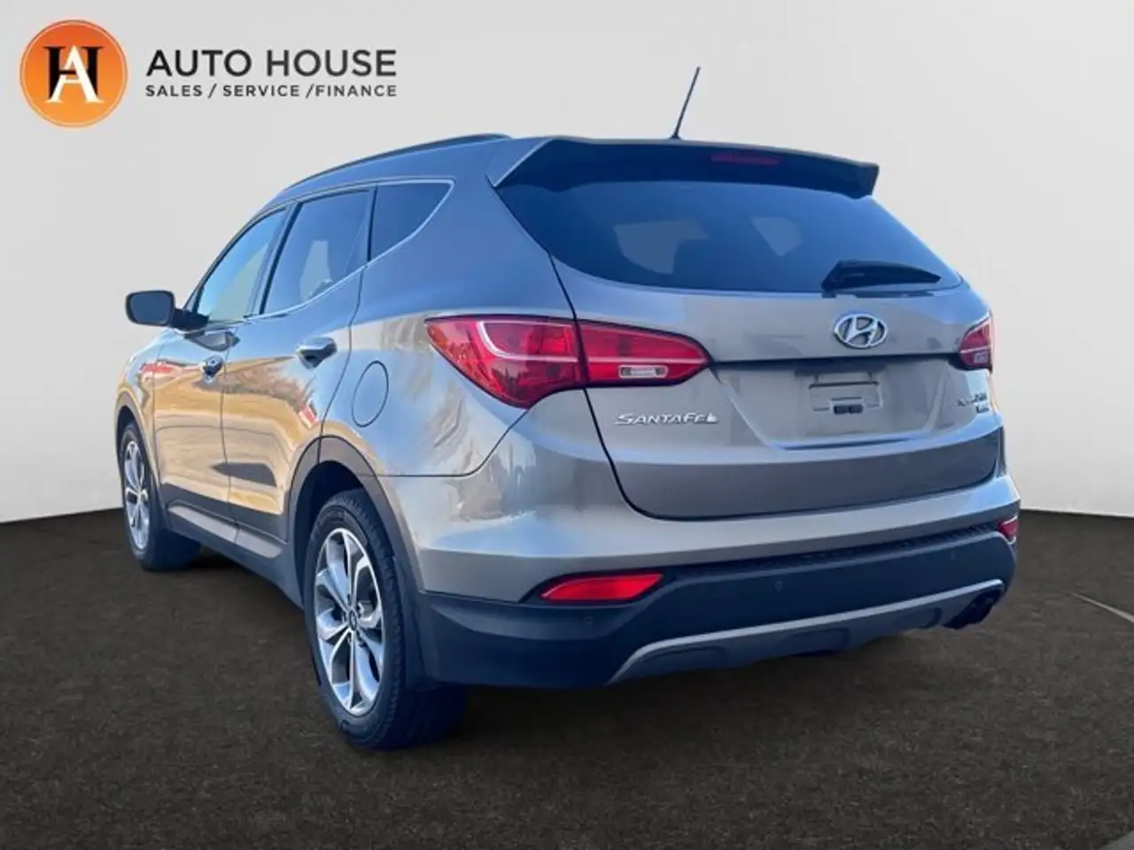 Hyundai SANTA FE снимка Hyundai SANTA FE