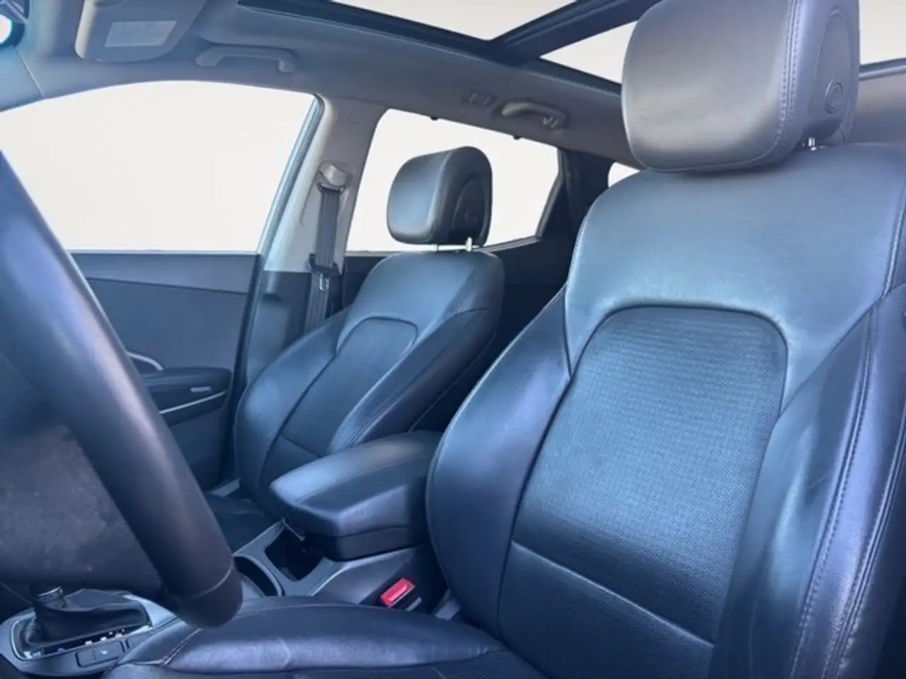 Hyundai SANTA FE снимка Hyundai SANTA FE