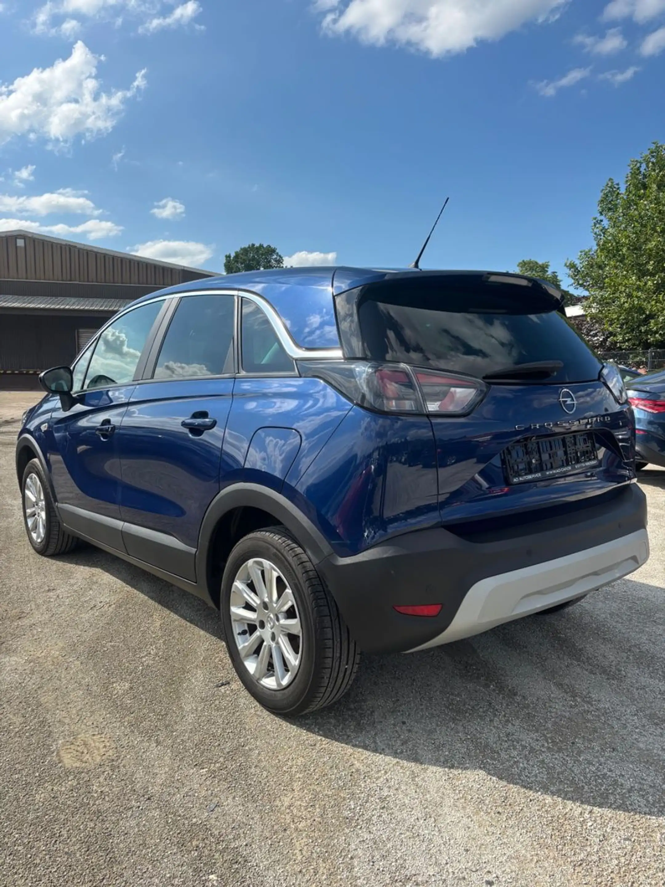 Opel Crossland X — photo 6