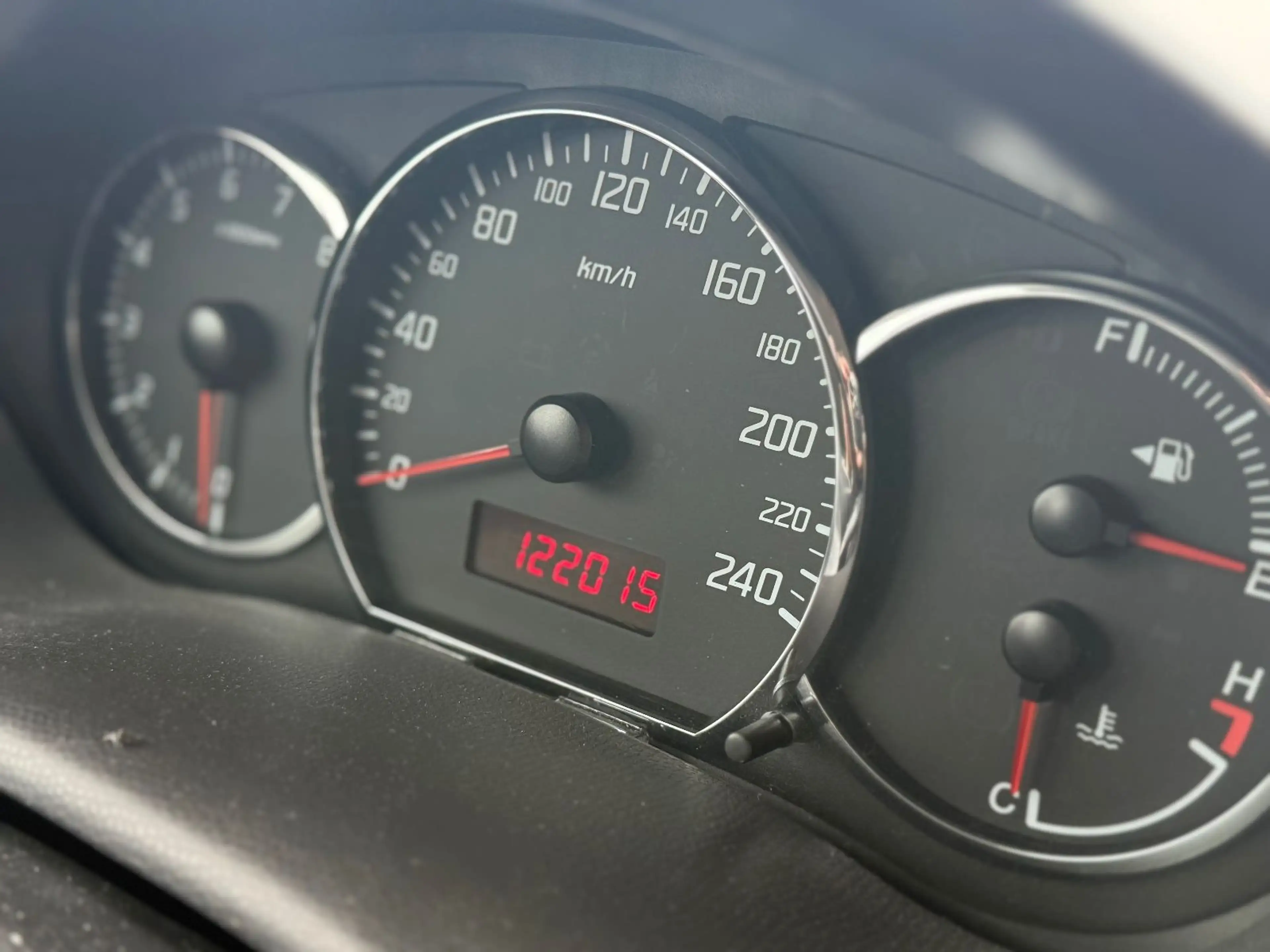 Suzuki Swift 1.6 Sport Ralley N Style — photo 14