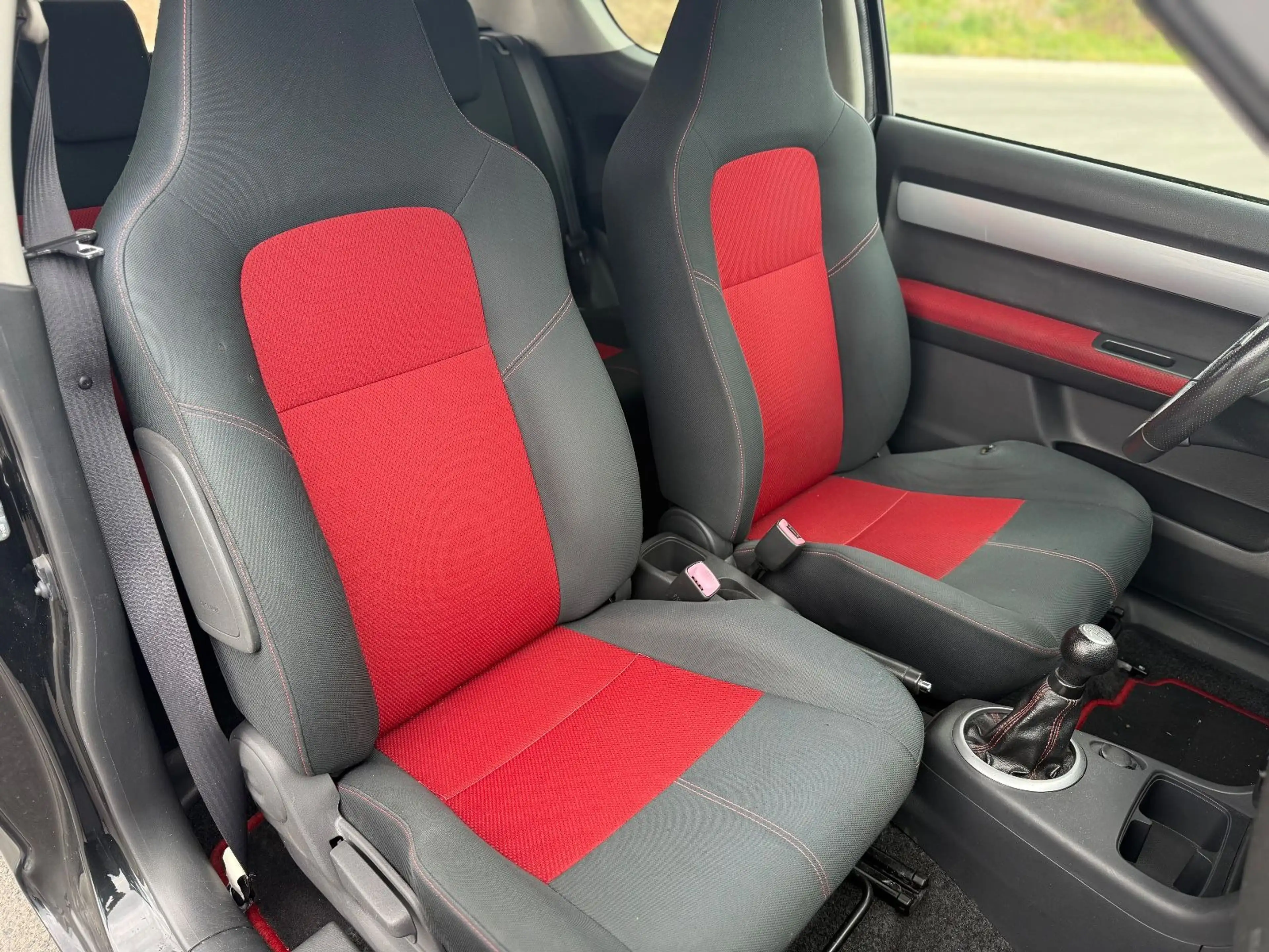 Suzuki Swift 1.6 Sport Ralley N Style — photo 9