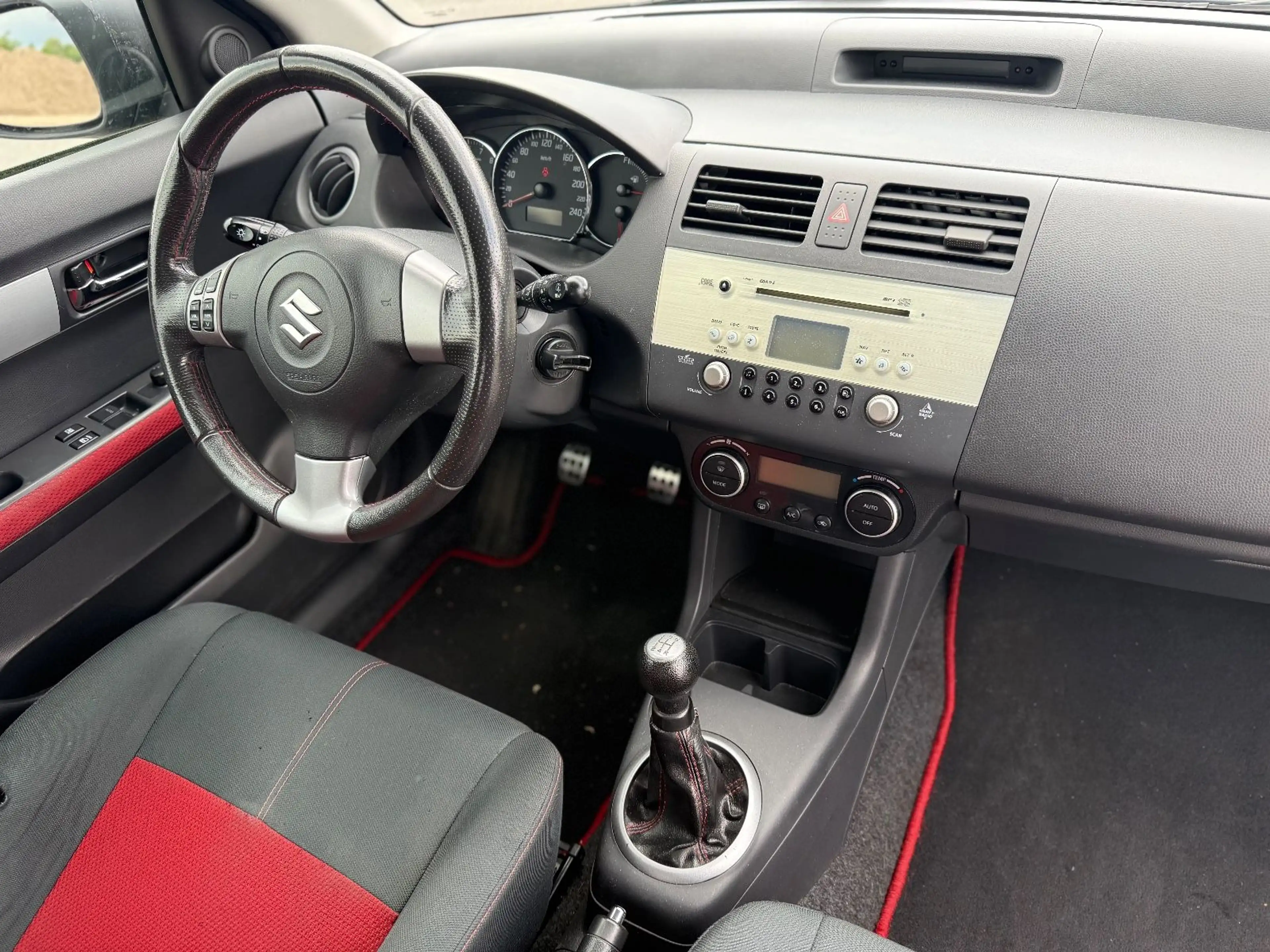 Suzuki Swift 1.6 Sport Ralley N Style — photo 7