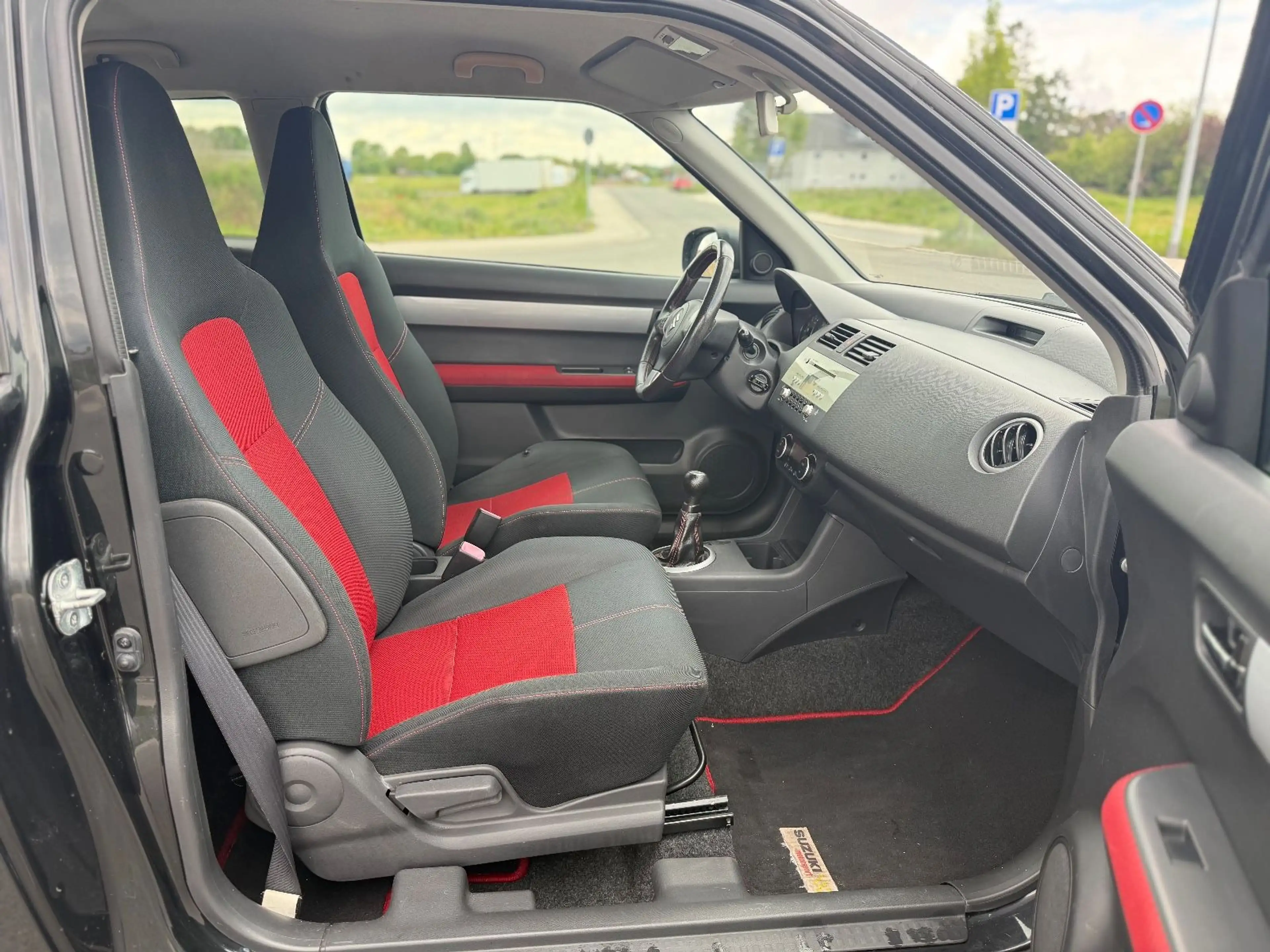 Suzuki Swift 1.6 Sport Ralley N Style — photo 8