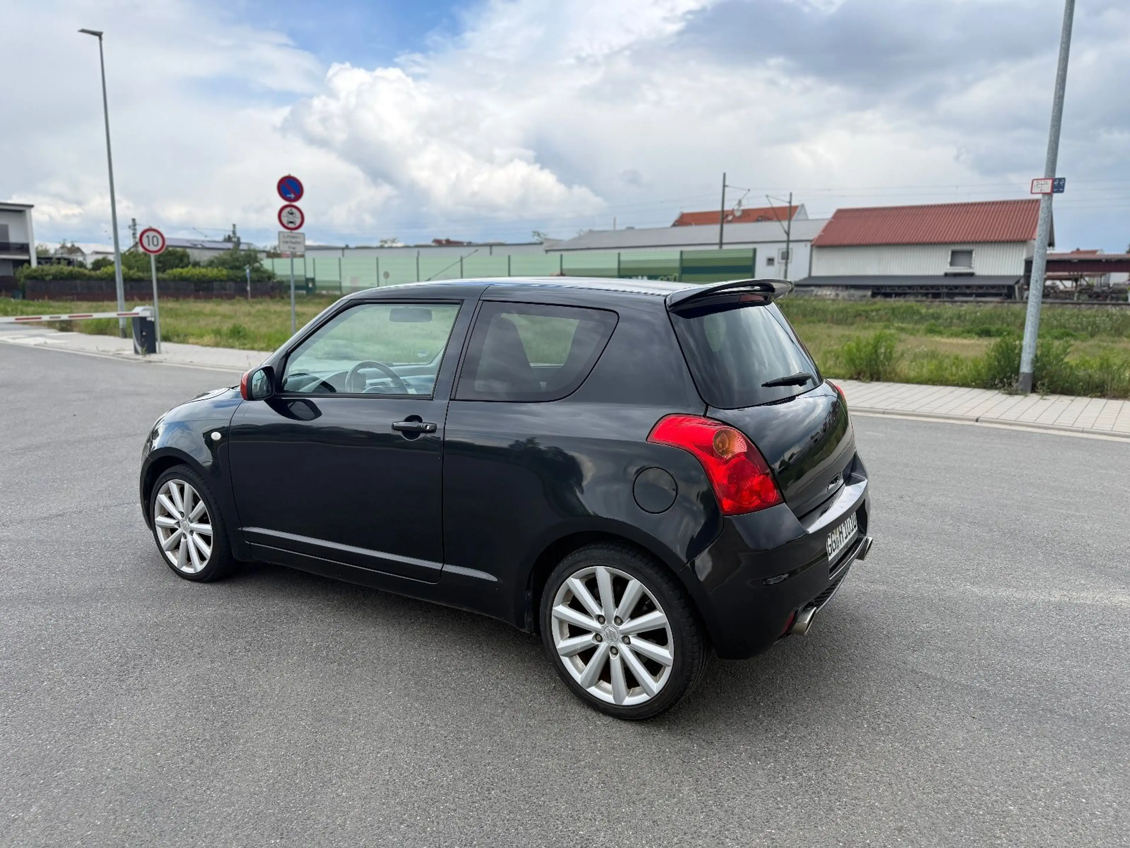 Suzuki Swift 1.6 Sport Ralley N Style — photo 4