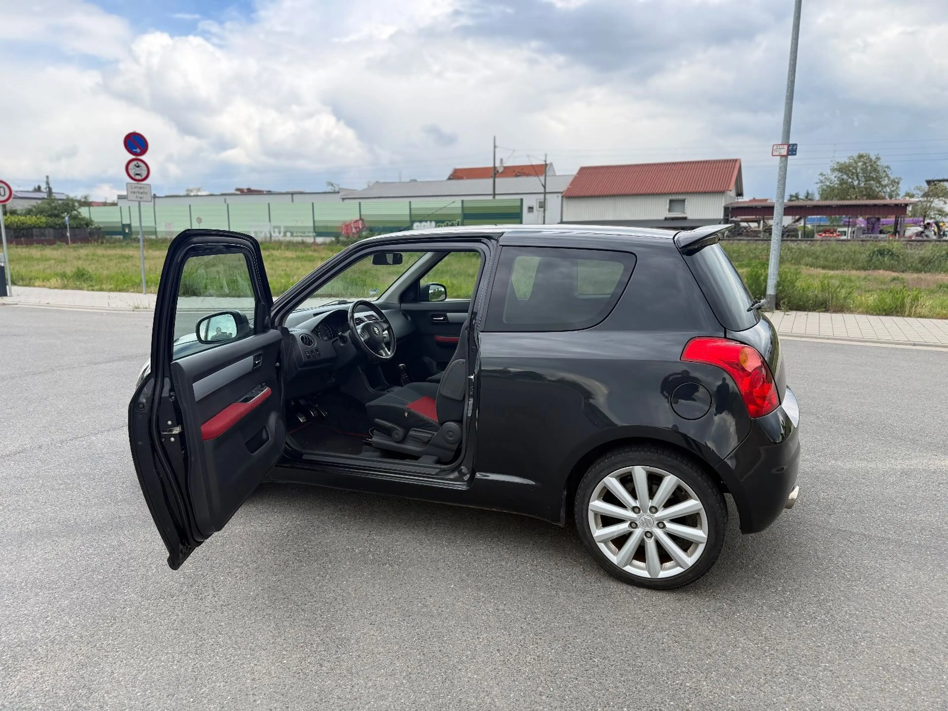Suzuki Swift 1.6 Sport Ralley N Style — photo 5