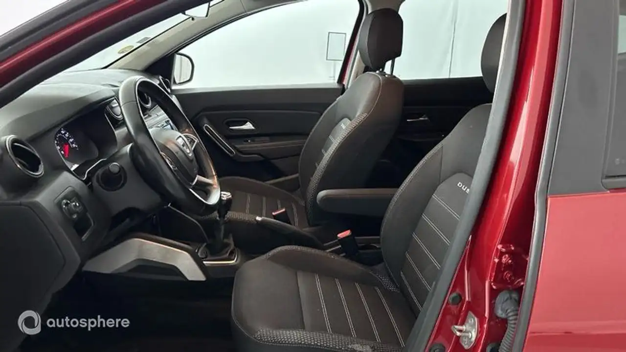 Dacia Duster — photo 12