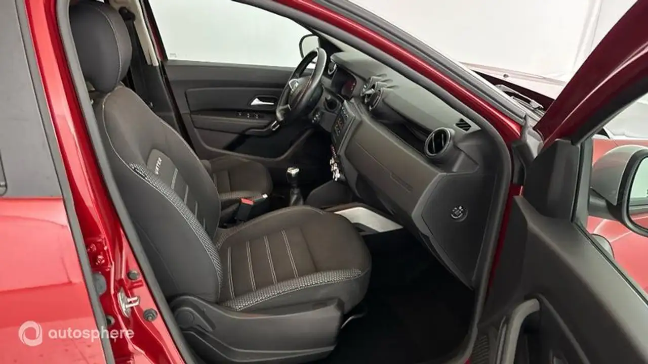 Dacia Duster — photo 15