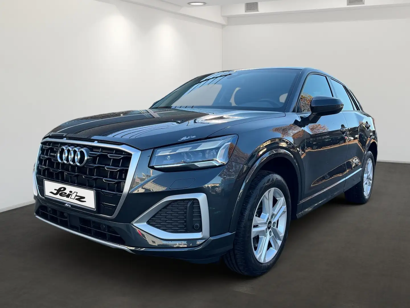 Audi Q2 40 TFSI quattro advanced *AHK*MATRIX*KAMERA*NAVI* Grau - 2