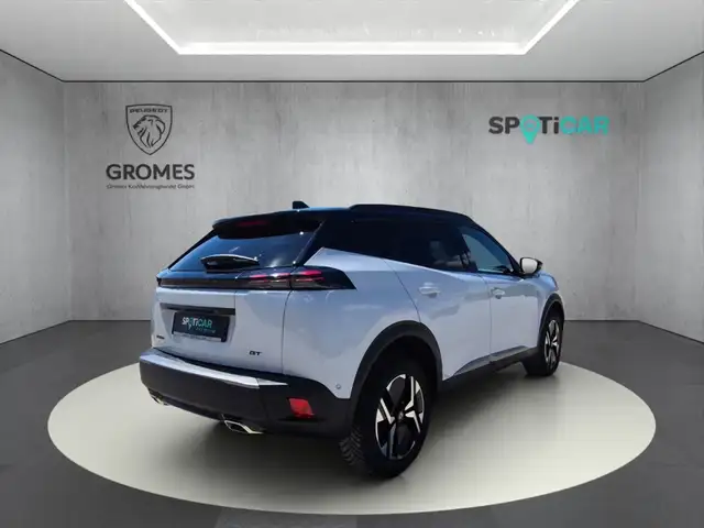Peugeot 2008 view 3