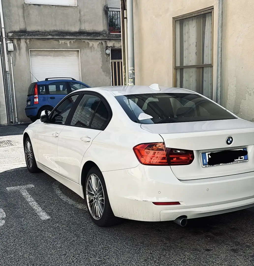 BMW 320 320d Business auto - 1