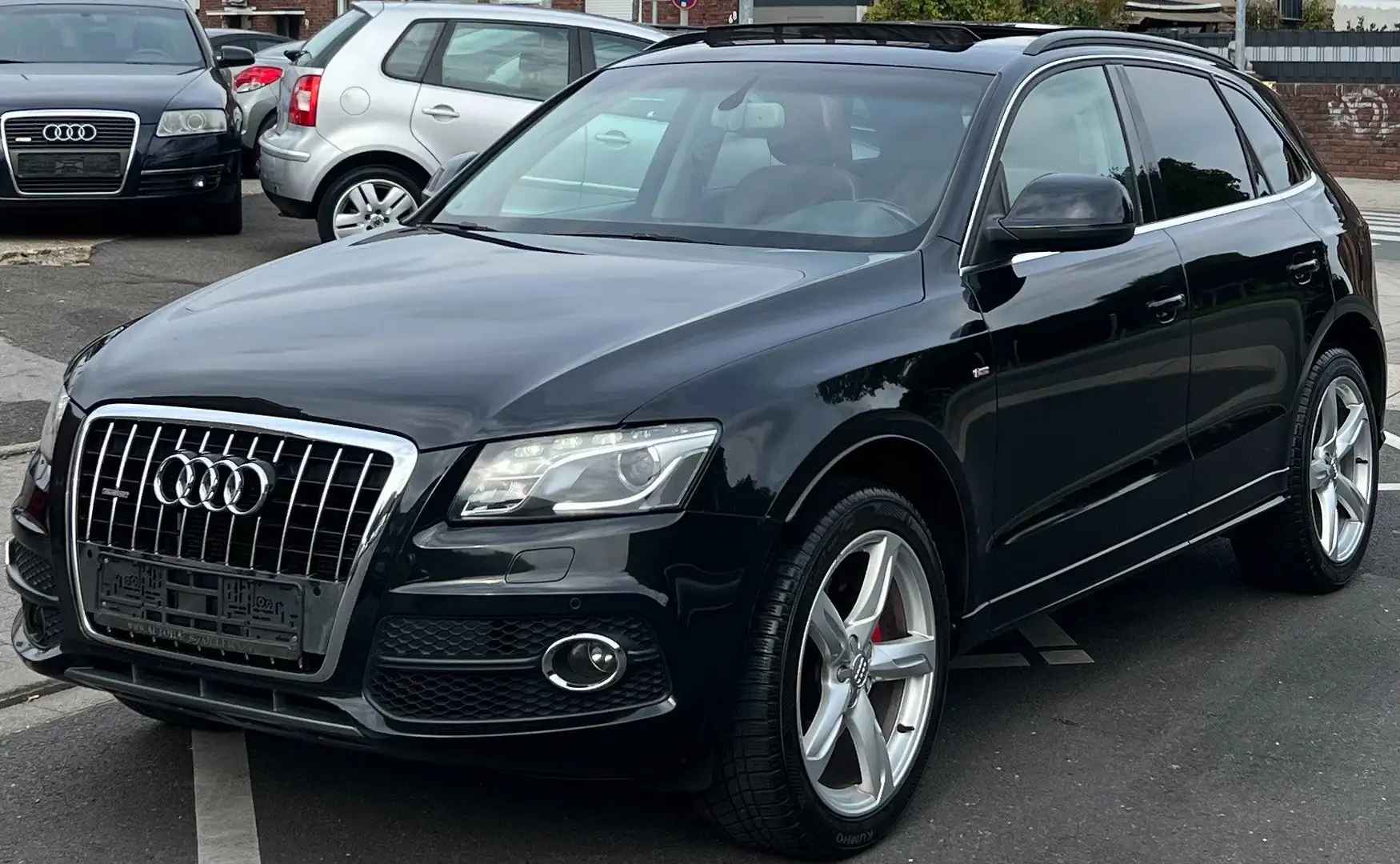 Audi Q5 3.0 TDI QUATTRO S LINE PLUS *PANO/KAM/AHK* Schwarz - 1