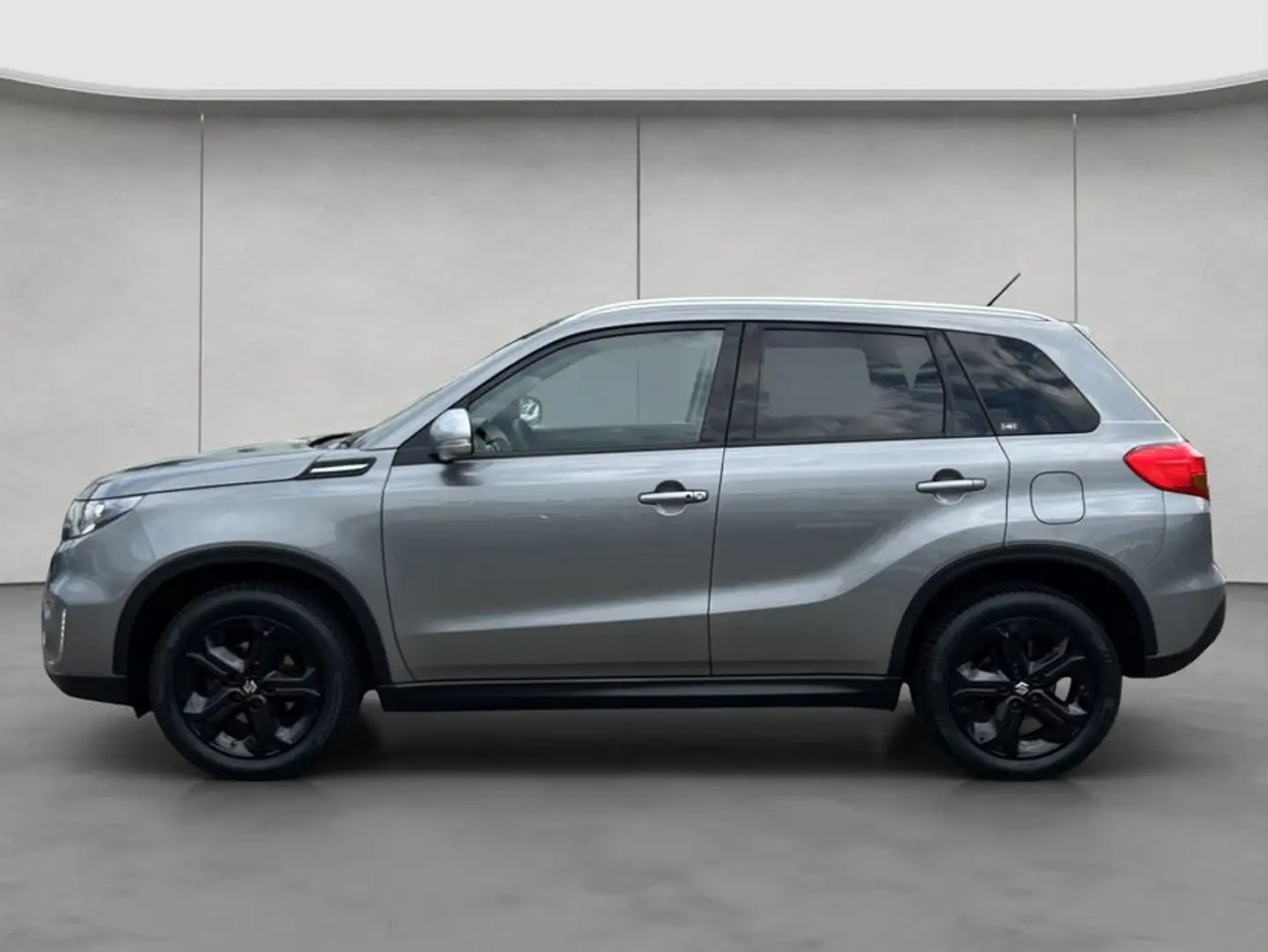 Suzuki Vitara 1.4 Boosterjet Allgrip Automatik S Grau - 2